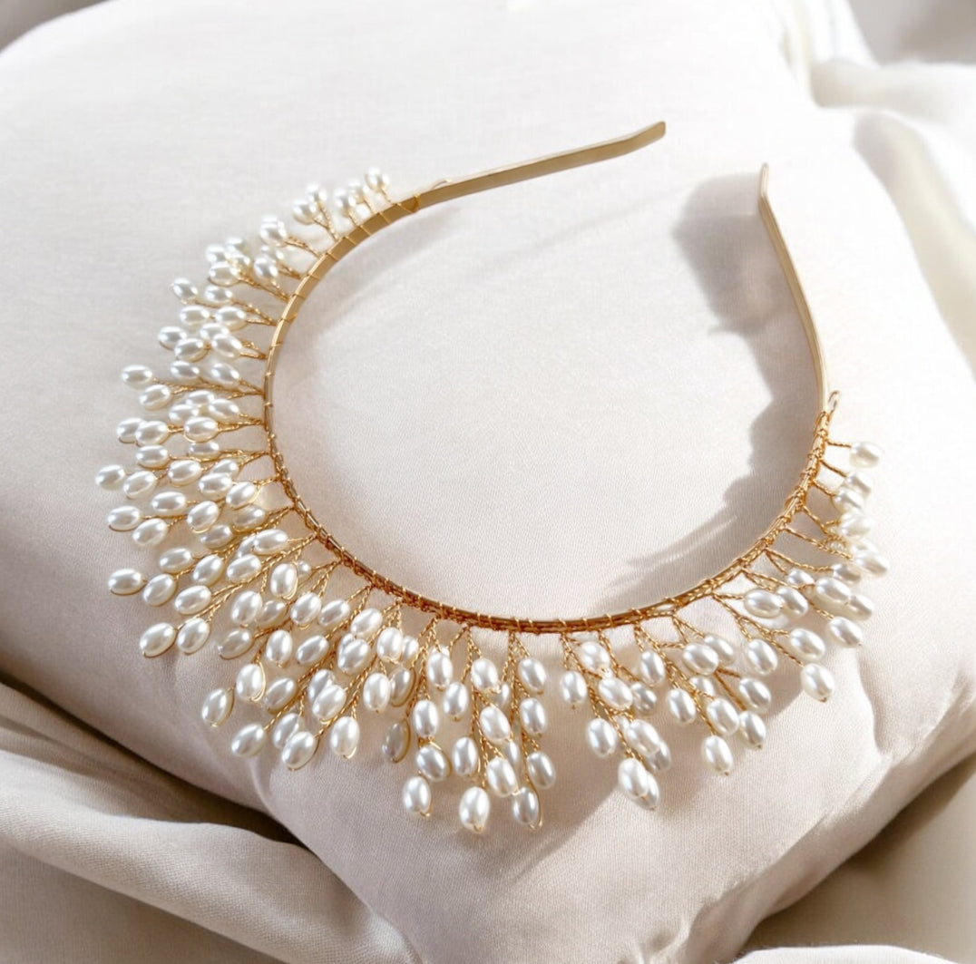 Pearl bridal headpiece