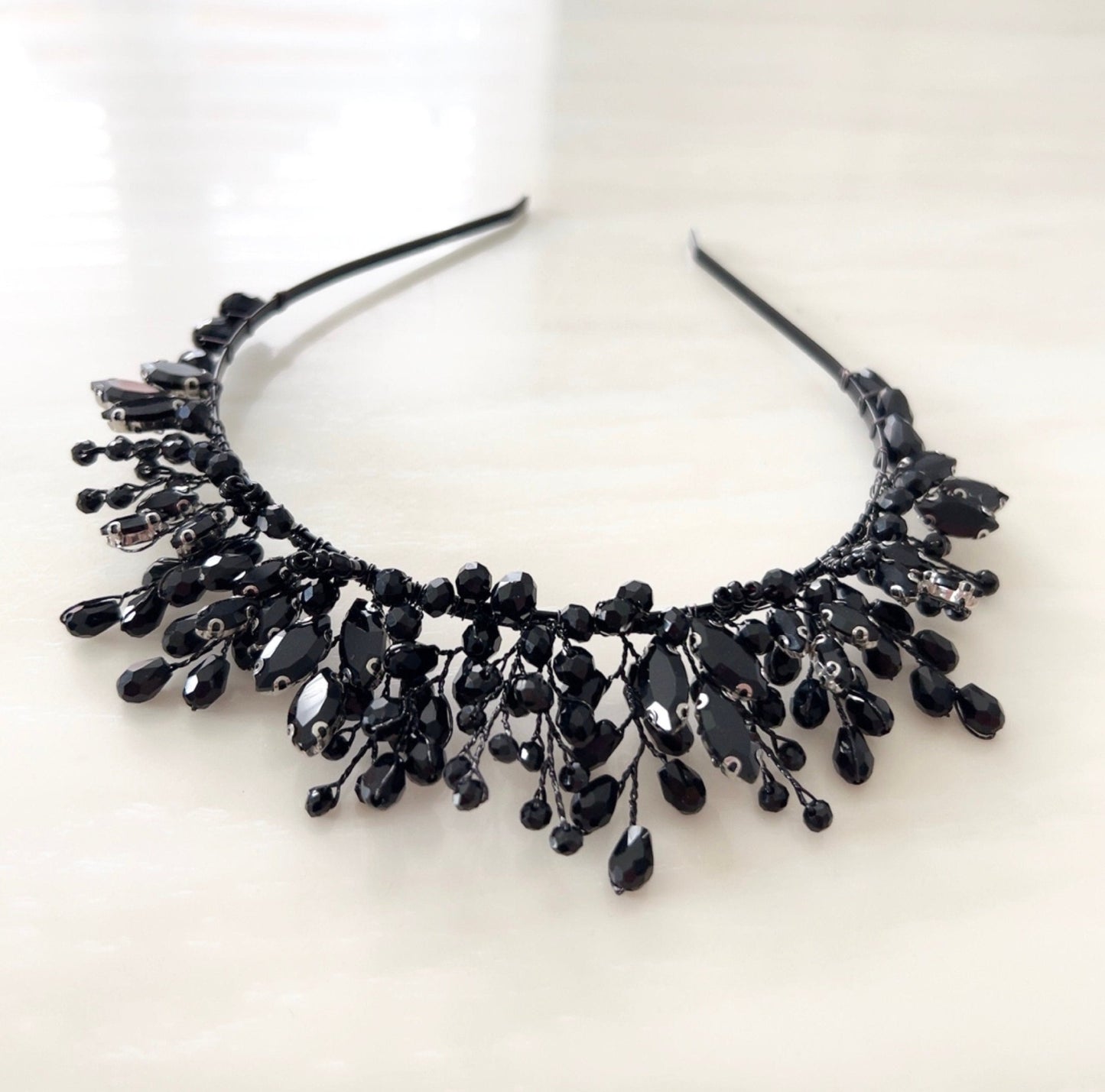 Black crystal crown - Petal & Pearl