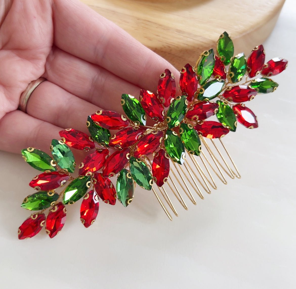 Christmas hair comb - Petal & Pearl