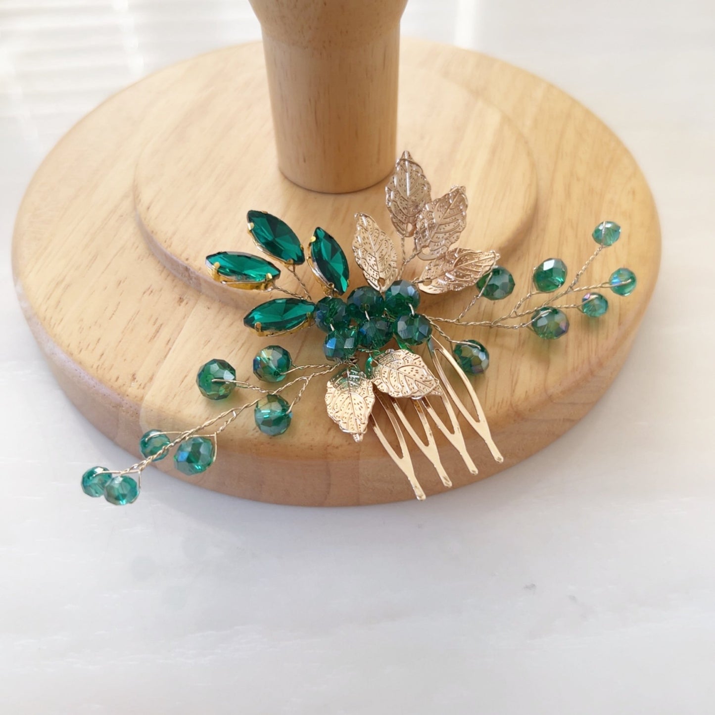 Emerald Green Hair Comb - Petal & Pearl