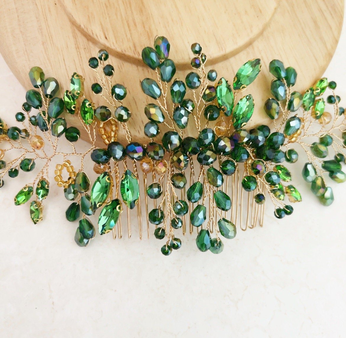 Green crystal hair comb - Petal & Pearl
