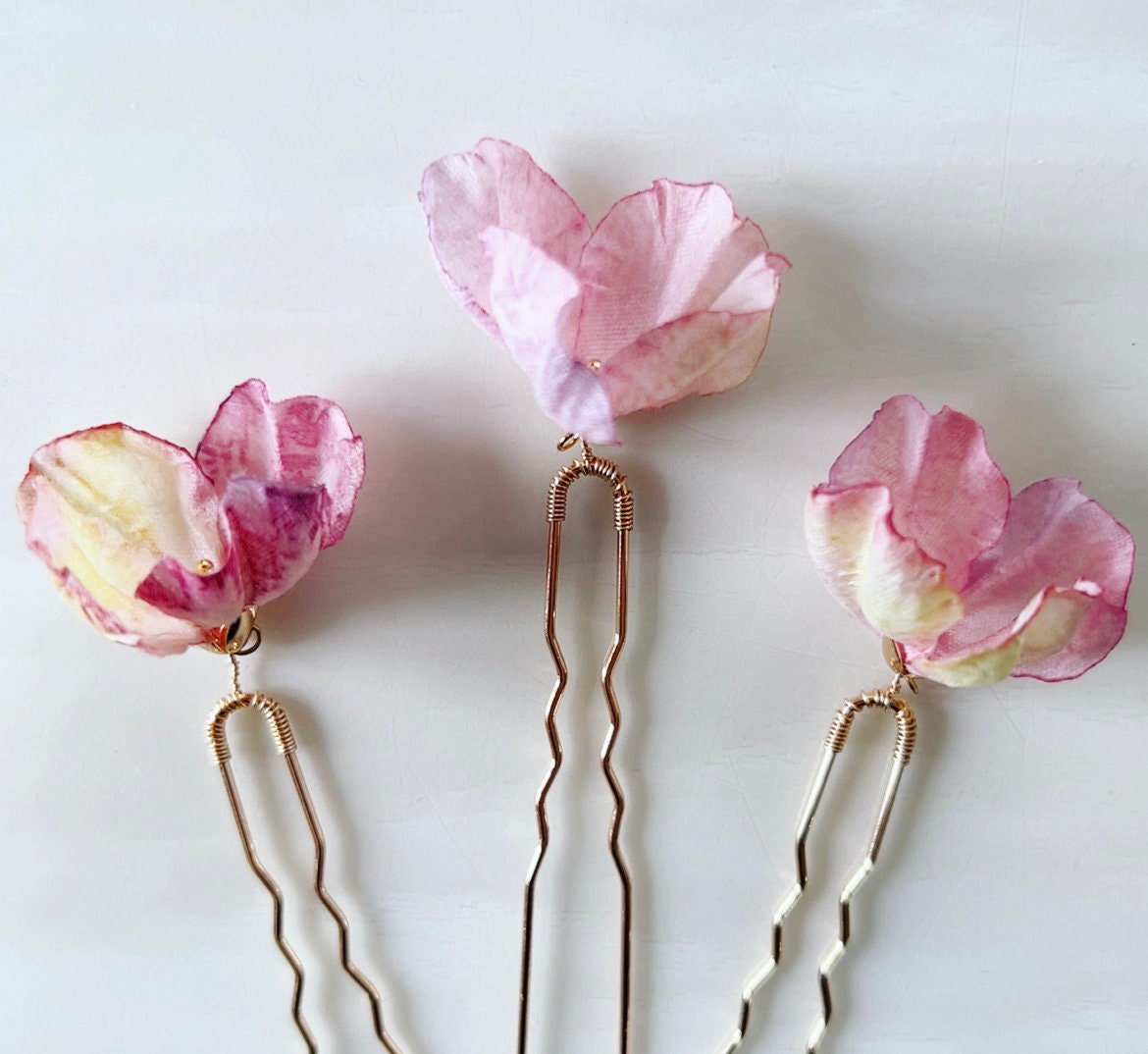 Lilac flower hair pins - Petal & Pearl