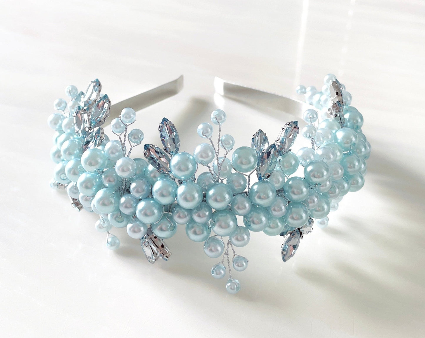 Pale blue pearl headband - Petal & Pearl