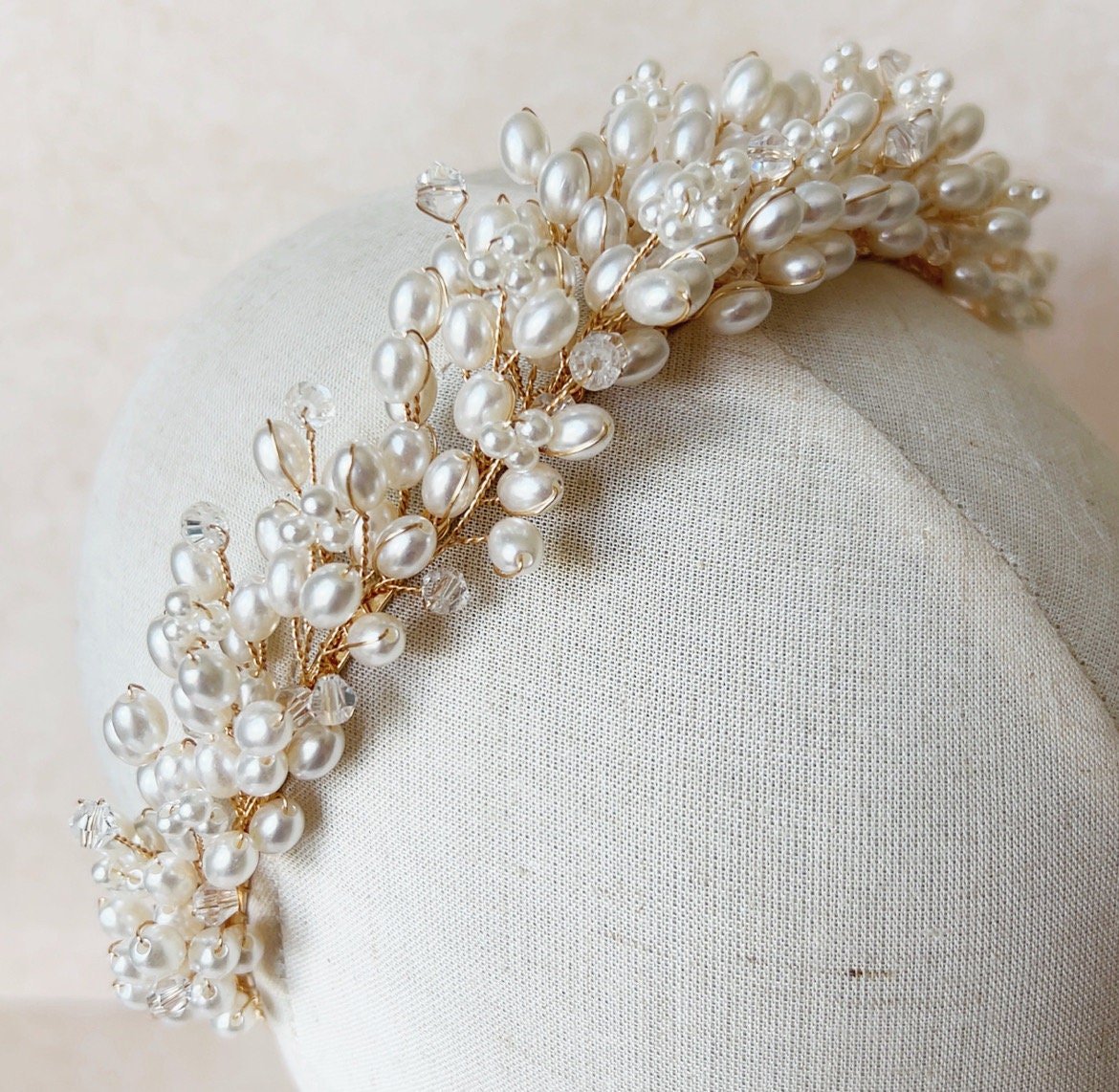 Pearl bridal headpiece - Petal & Pearl