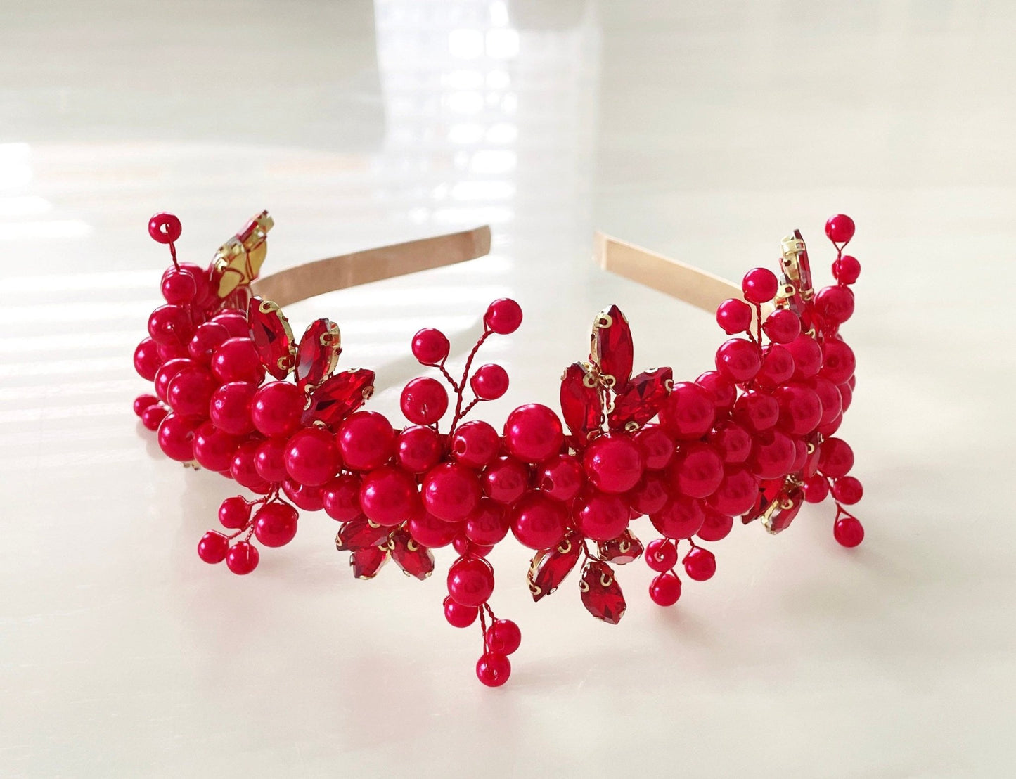 Porcelain flower hair comb - Petal & Pearl