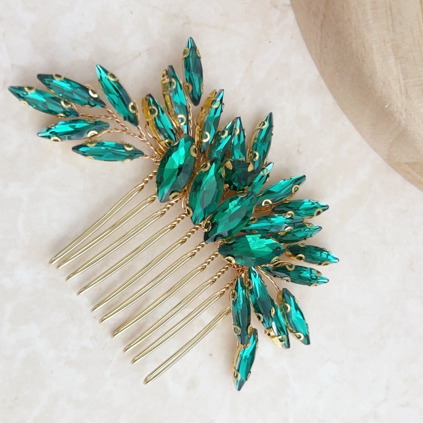 Quirky green hair comb - Petal & Pearl