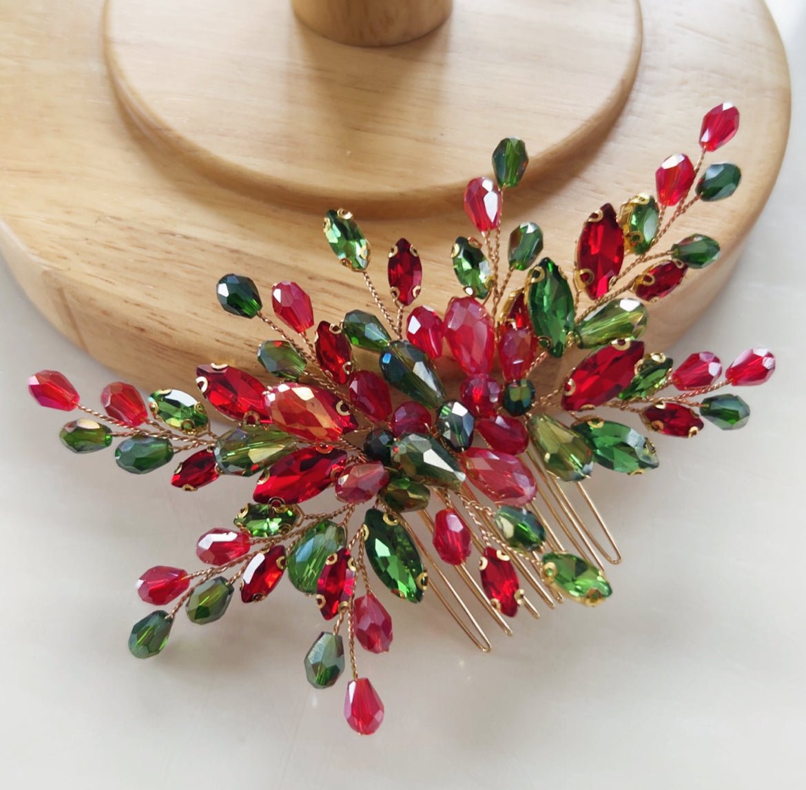 Red and green festive hair comb - Petal & Pearl