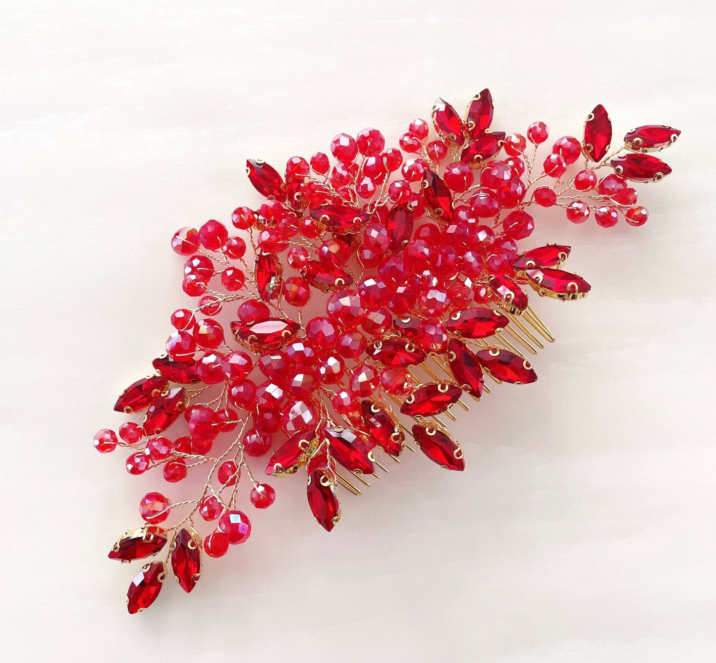 Red crystal hair comb - Petal & Pearl