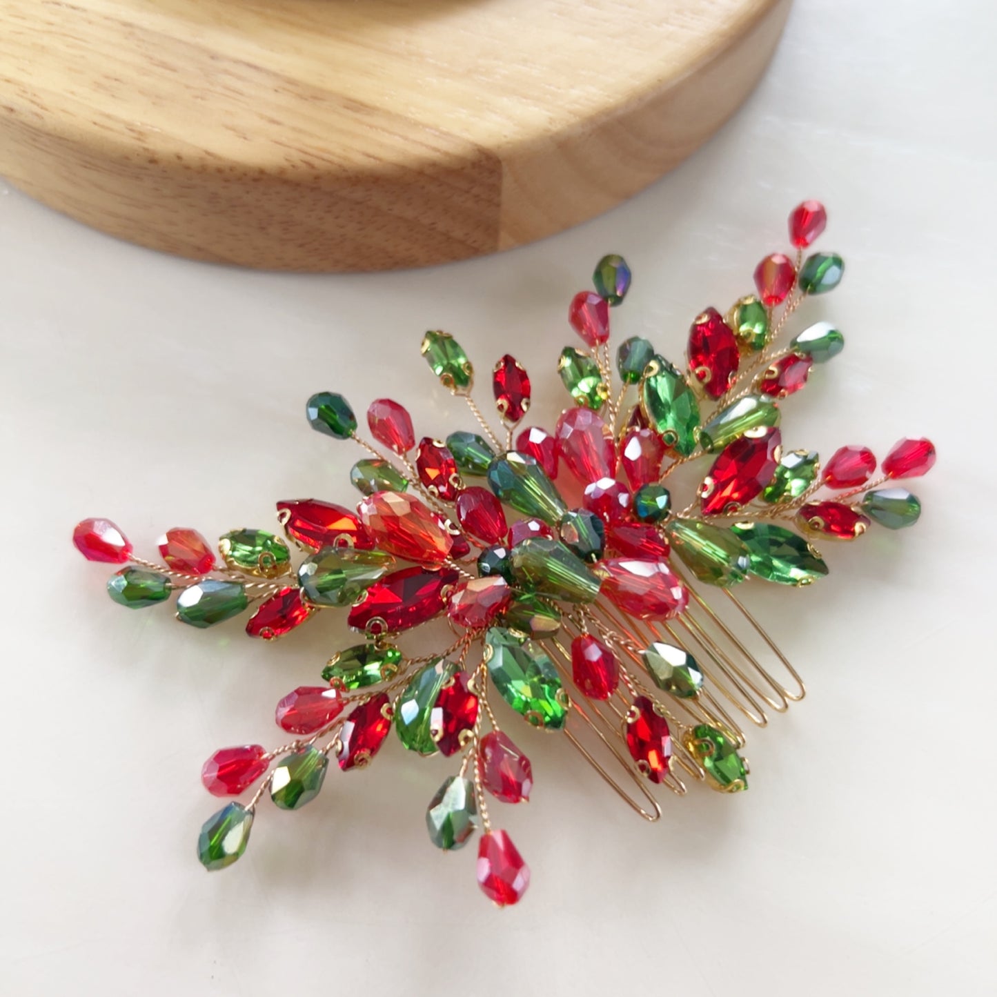 Red and green festive hair comb