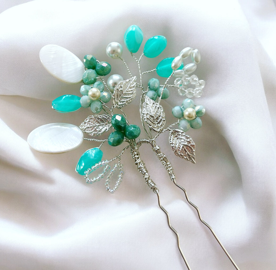 Luna Bloom Hair Pin