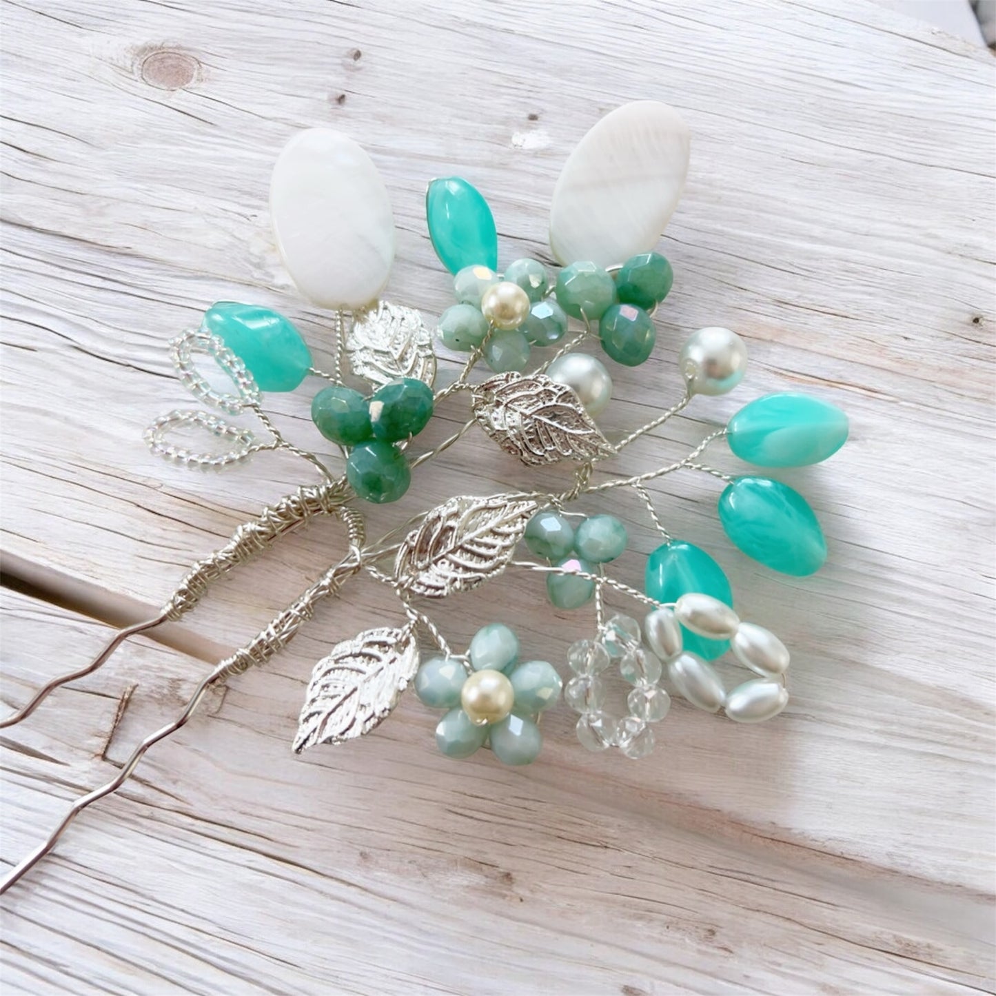 Luna Bloom Hair Pin