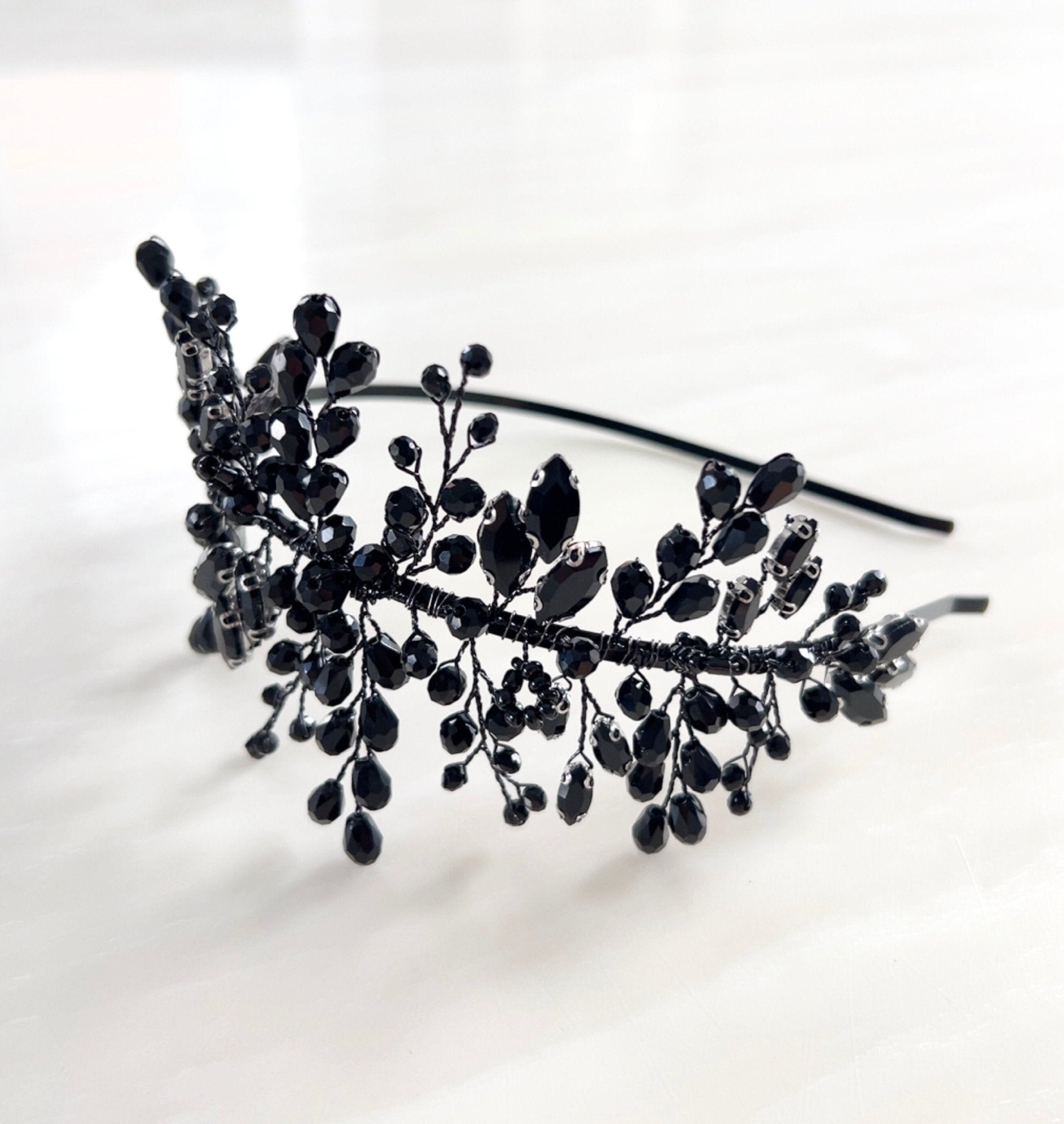 Black crystal vintage style side headpiece - Petal & Pearl
