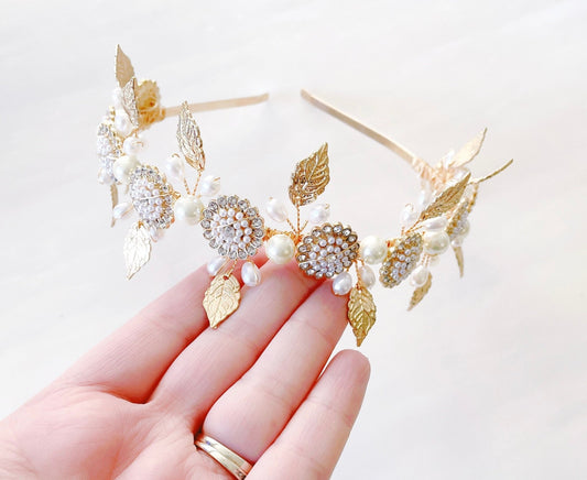 Delicate gold leaf headband - Petal & Pearl