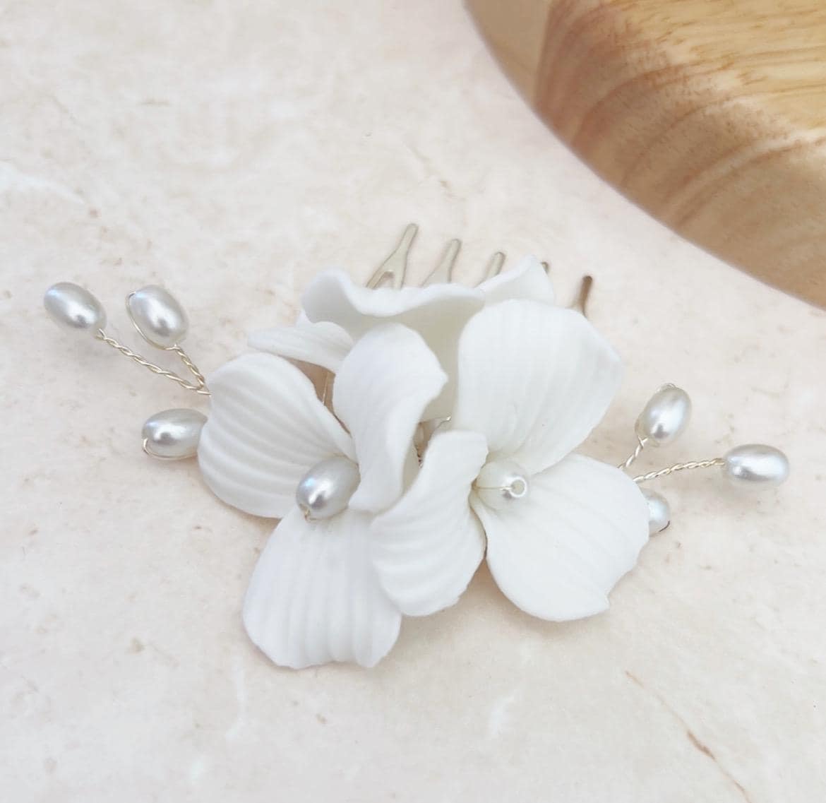Delicate white flower Bridal hair comb - Petal & Pearl