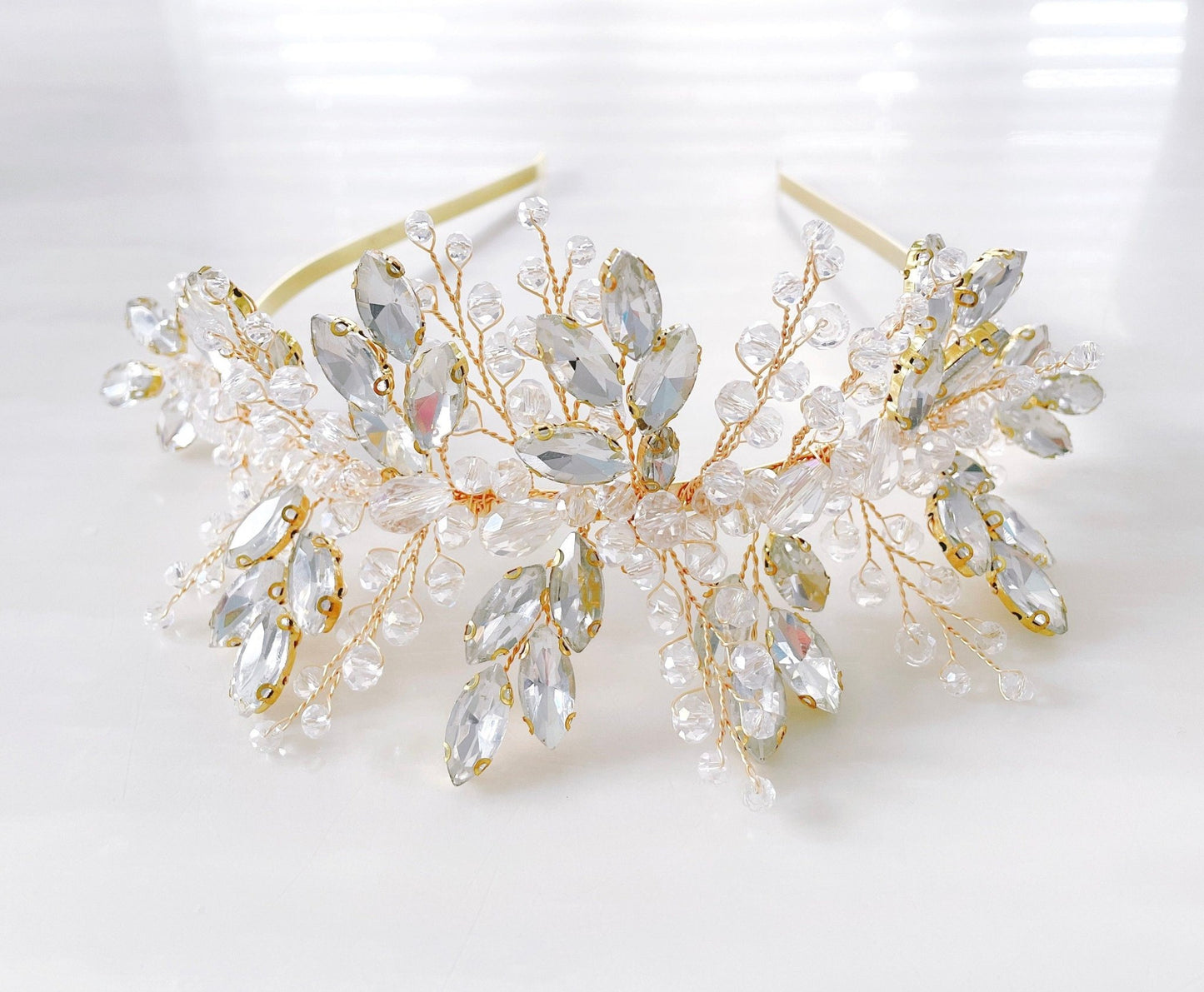 Elegant Gold crystal hair vine - Petal & Pearl