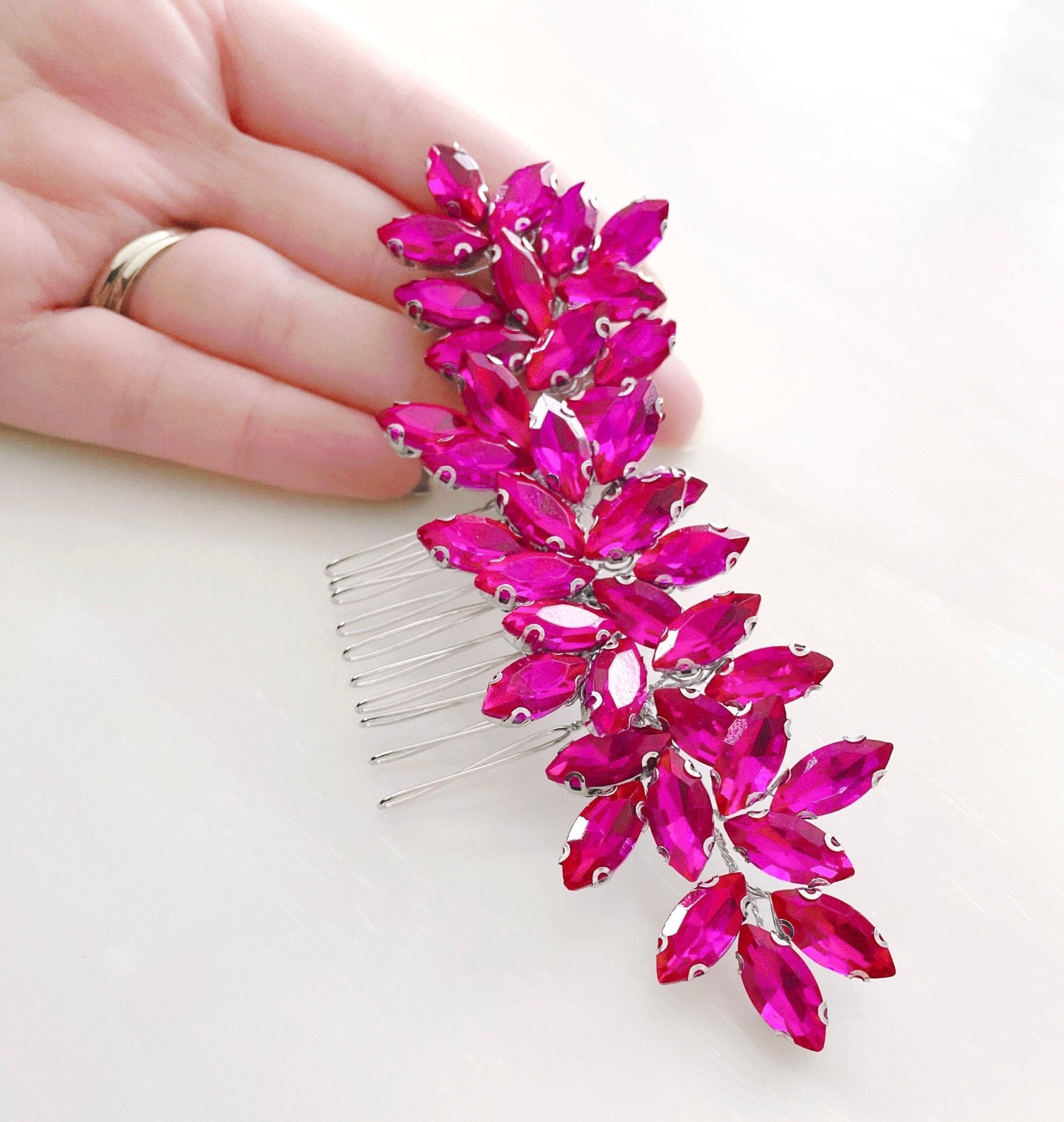 Enya hot pink hair comb - Petal & Pearl