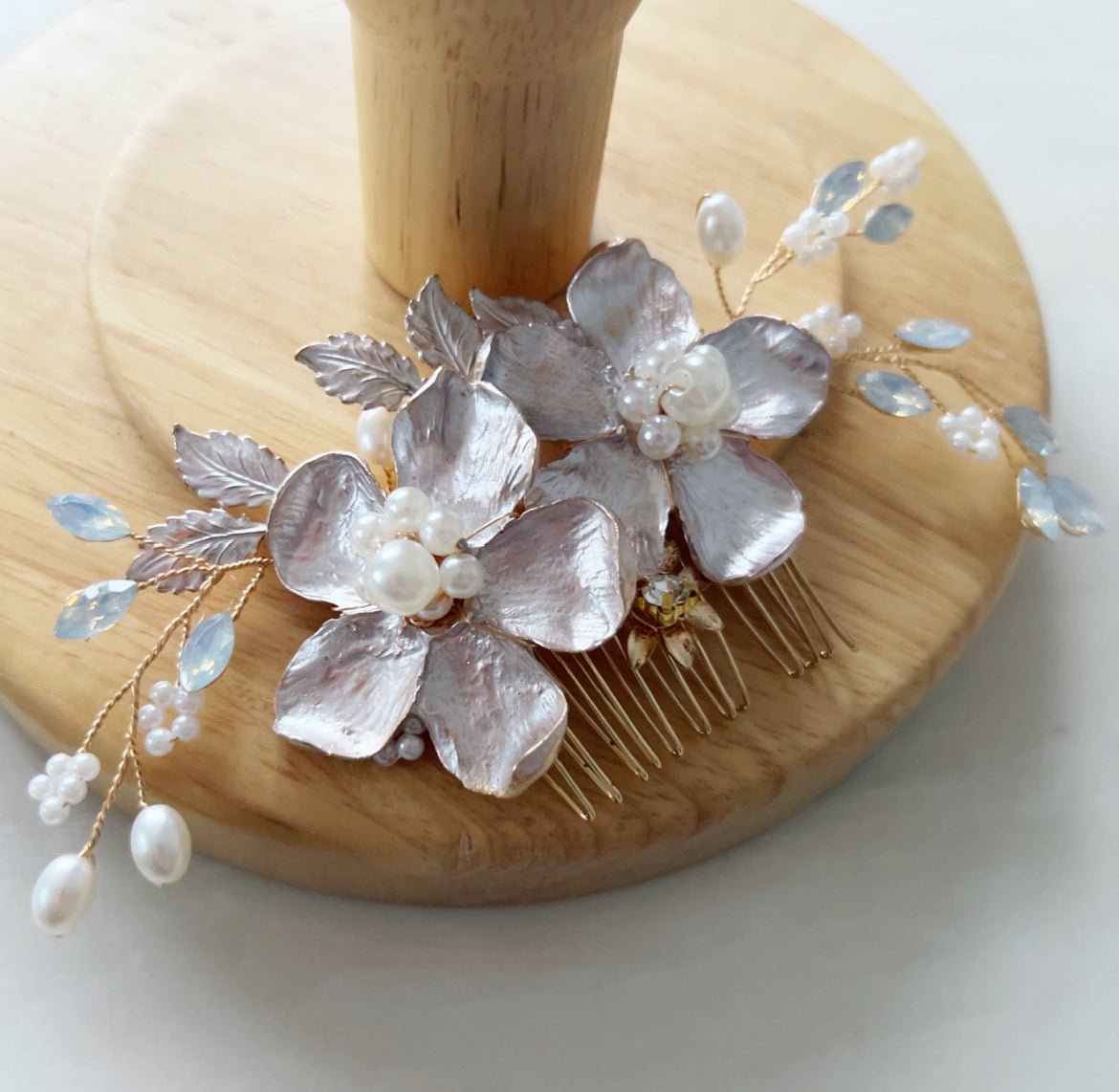 Gold Flower Bridal Hair Comb - Petal & Pearl