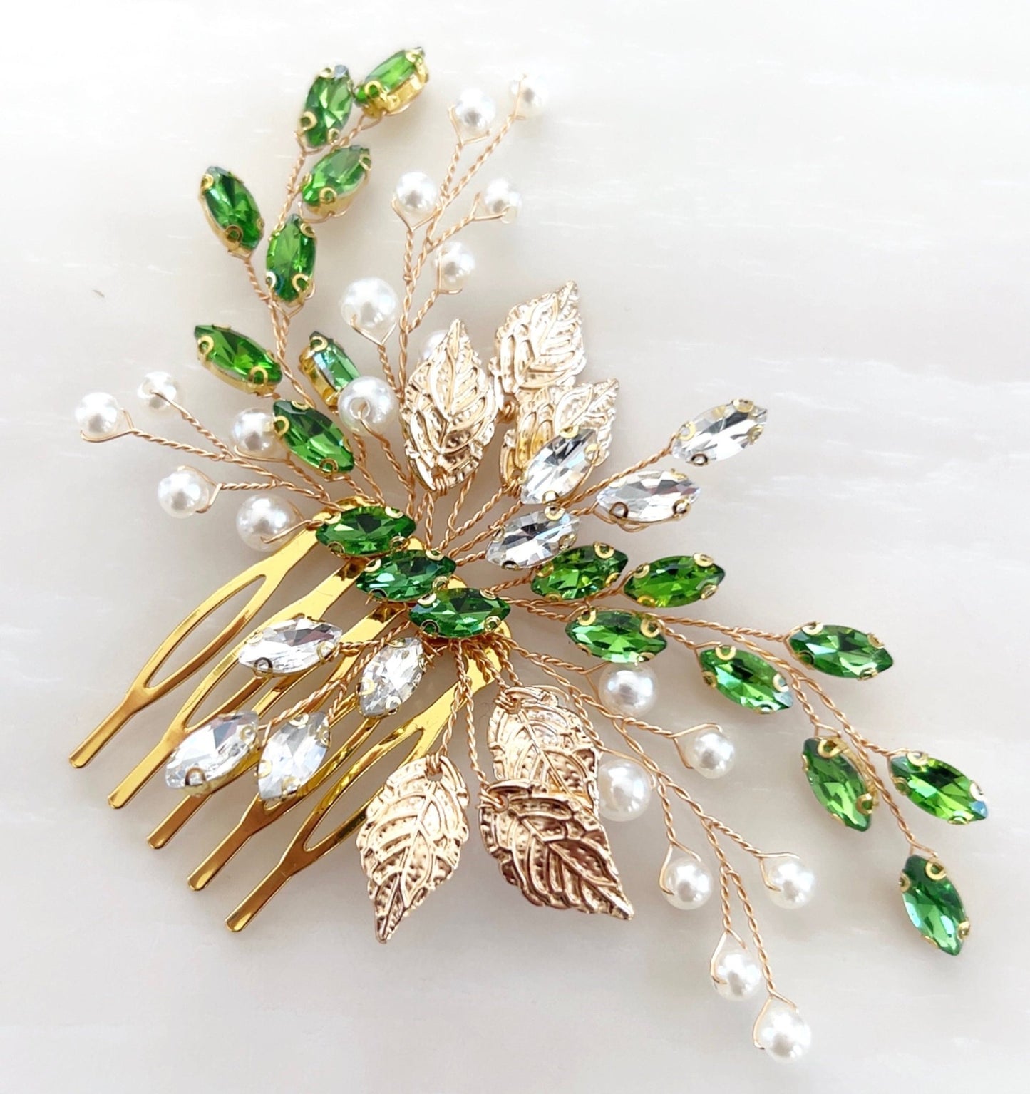 Gold leaf and green crystal and hair comb - Petal & Pearl