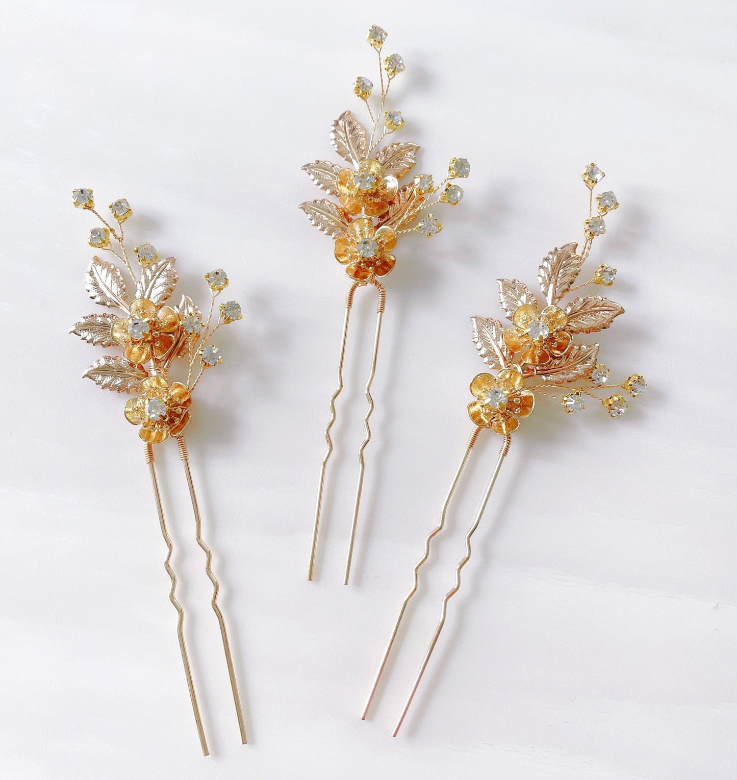 Gold leaf hair pins - Petal & Pearl