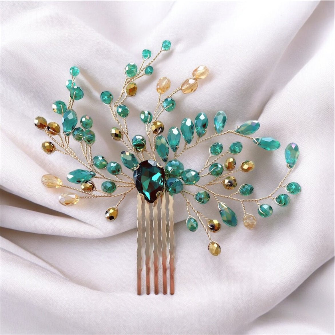 Green and gold hair comb - Petal & Pearl