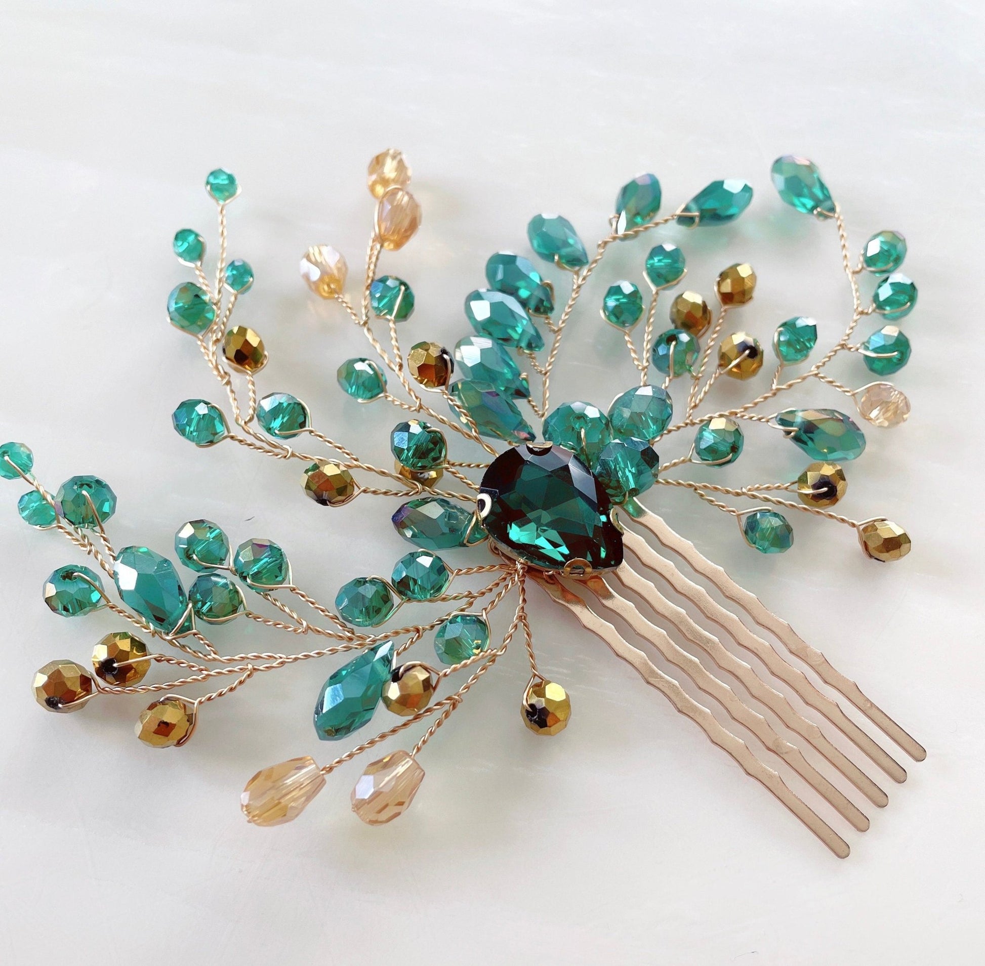 Green and gold hair comb - Petal & Pearl