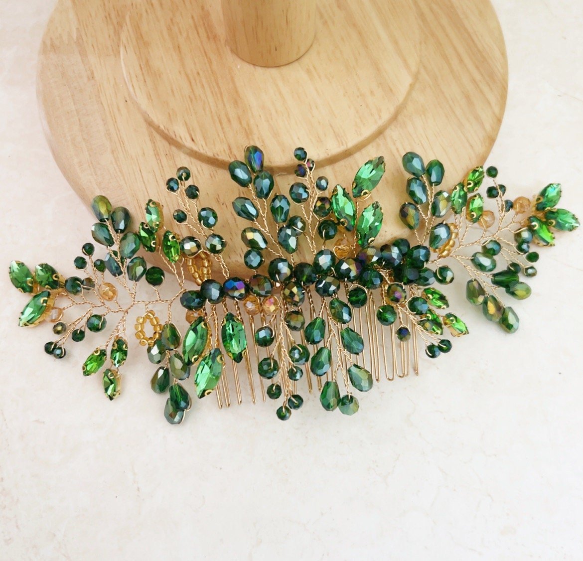 Green crystal hair comb - Petal & Pearl