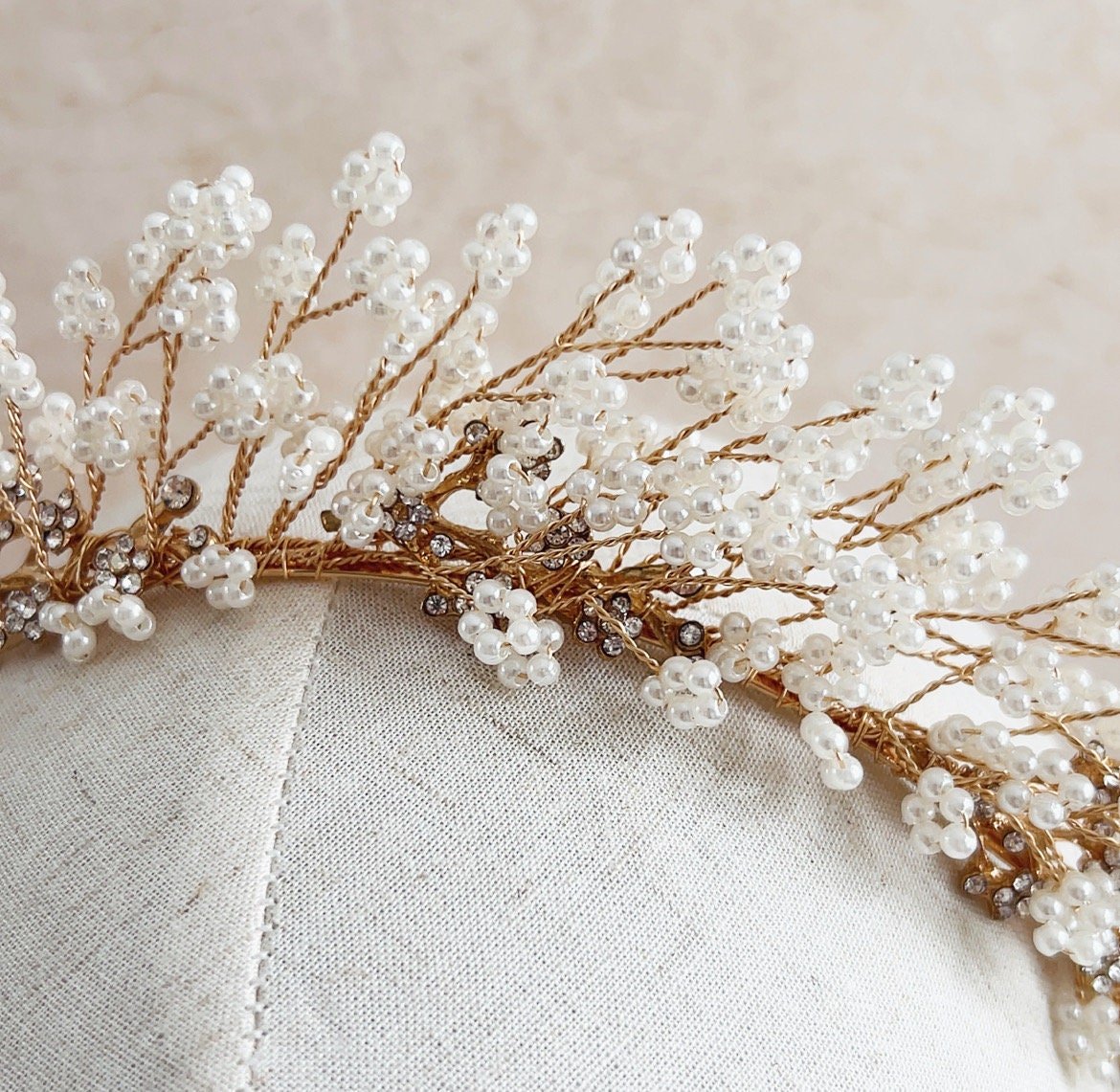 Gypsophila bridal crown - Petal & Pearl