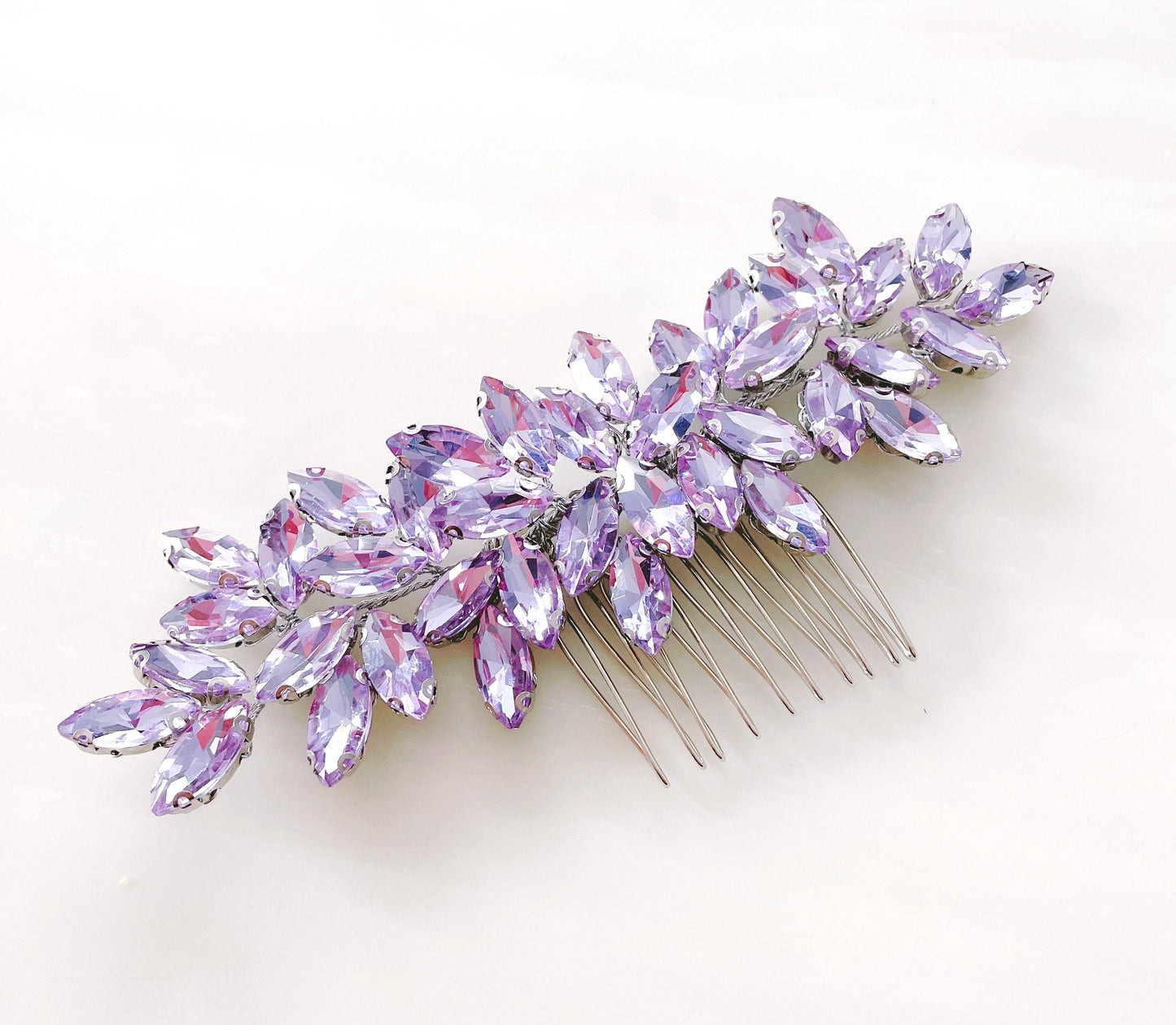 Enya lilac hair comb