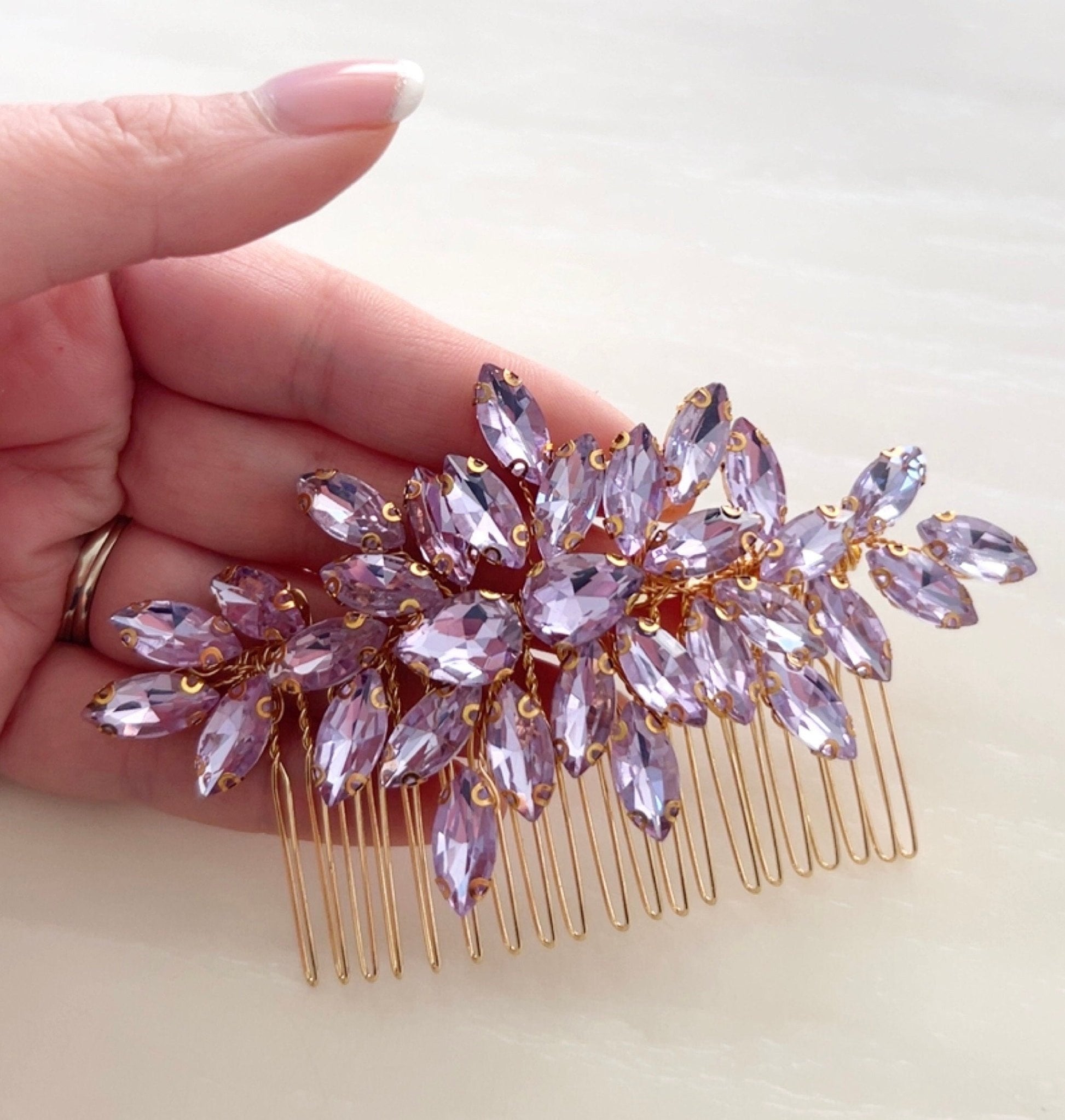 Lilac crystal hair comb - Petal & Pearl