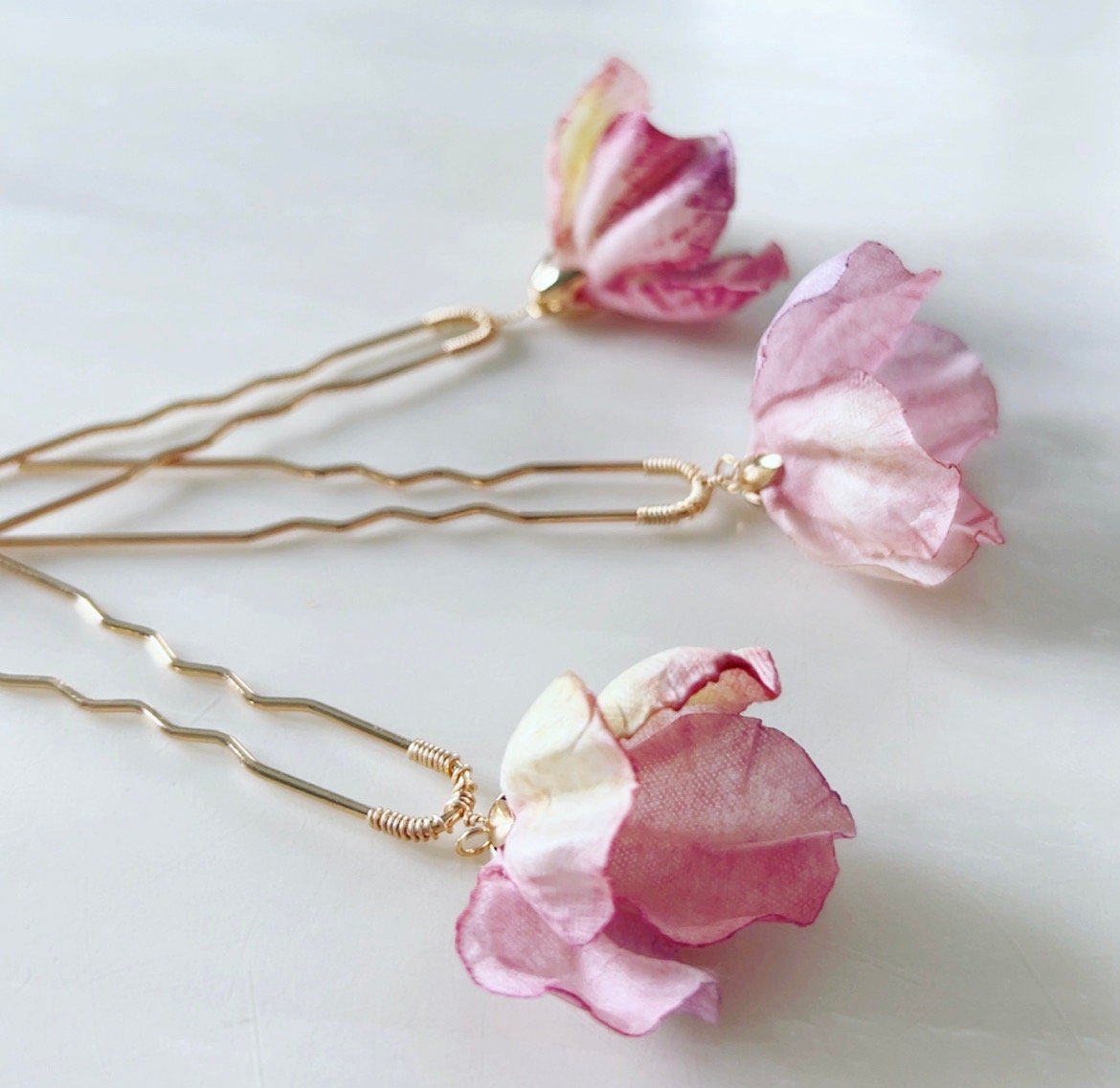 Lilac flower hair pins - Petal & Pearl