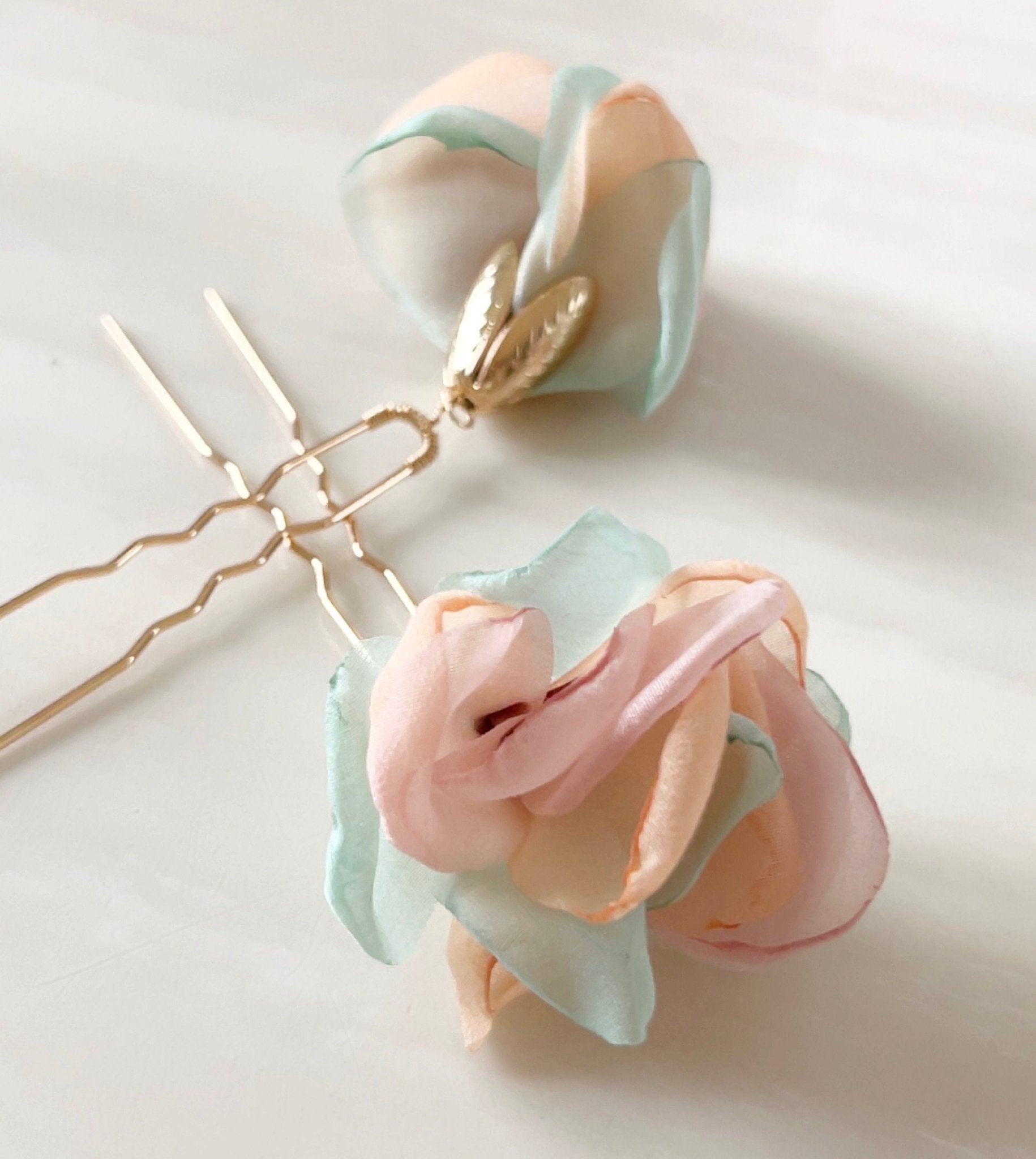Mint and blush flower hair pins - Petal & Pearl