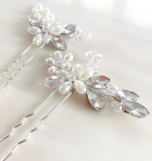 Pearl and crystal hair pins - Petal & Pearl