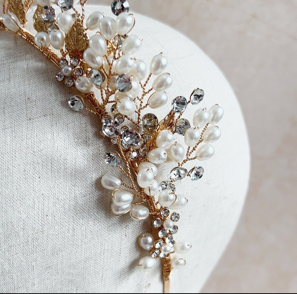 Pearl bridal headpiece - Petal & Pearl