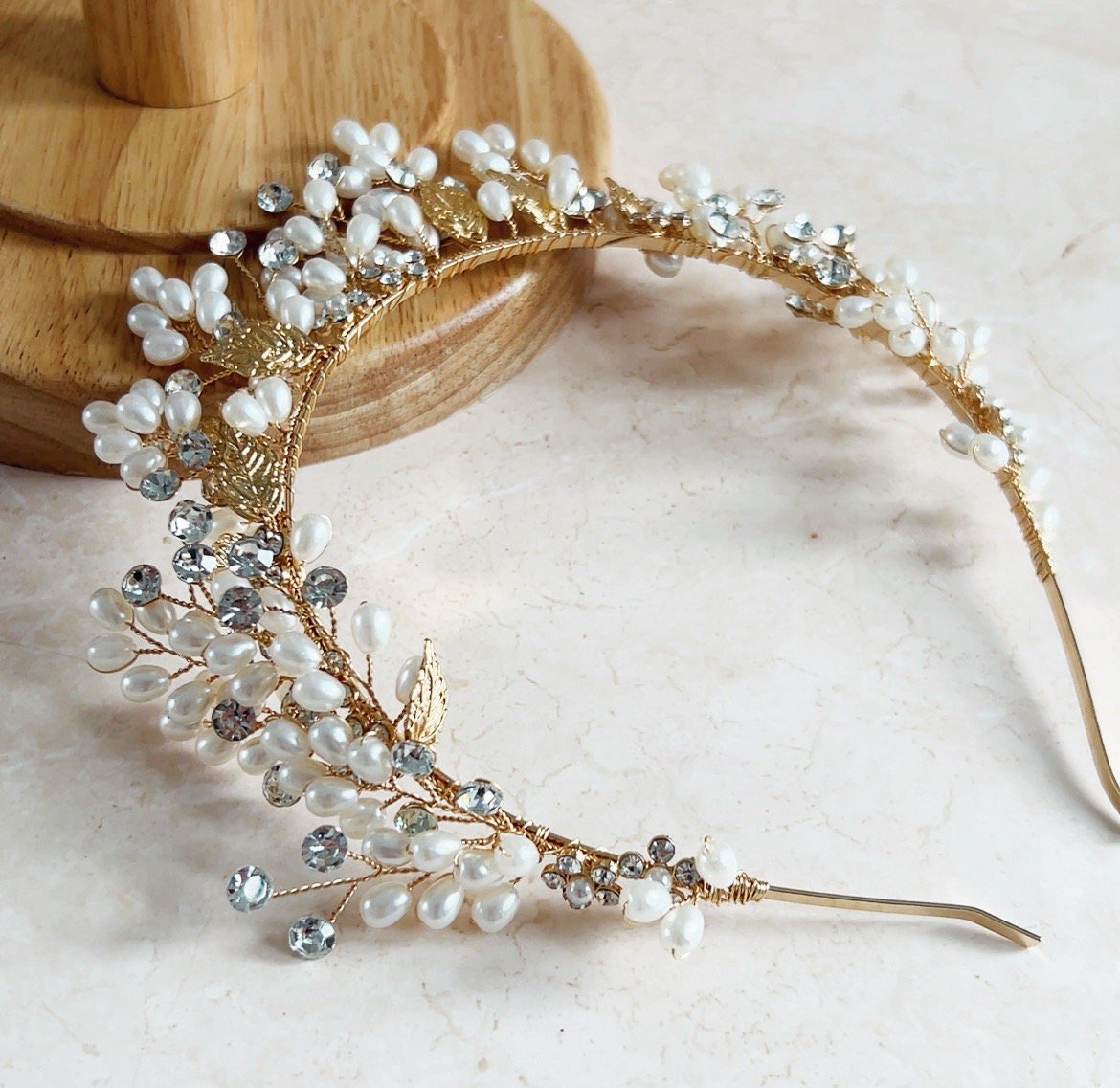 Pearl bridal headpiece - Petal & Pearl