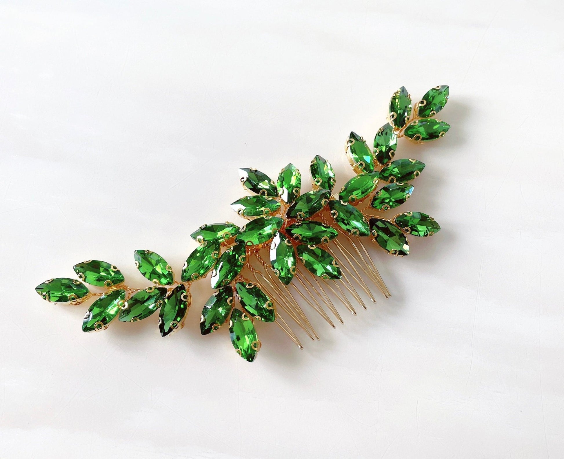 Peridot green crystal decorative hair comb - Petal & Pearl