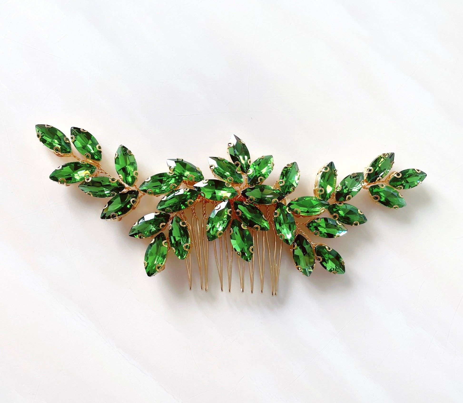 Peridot green crystal decorative hair comb - Petal & Pearl