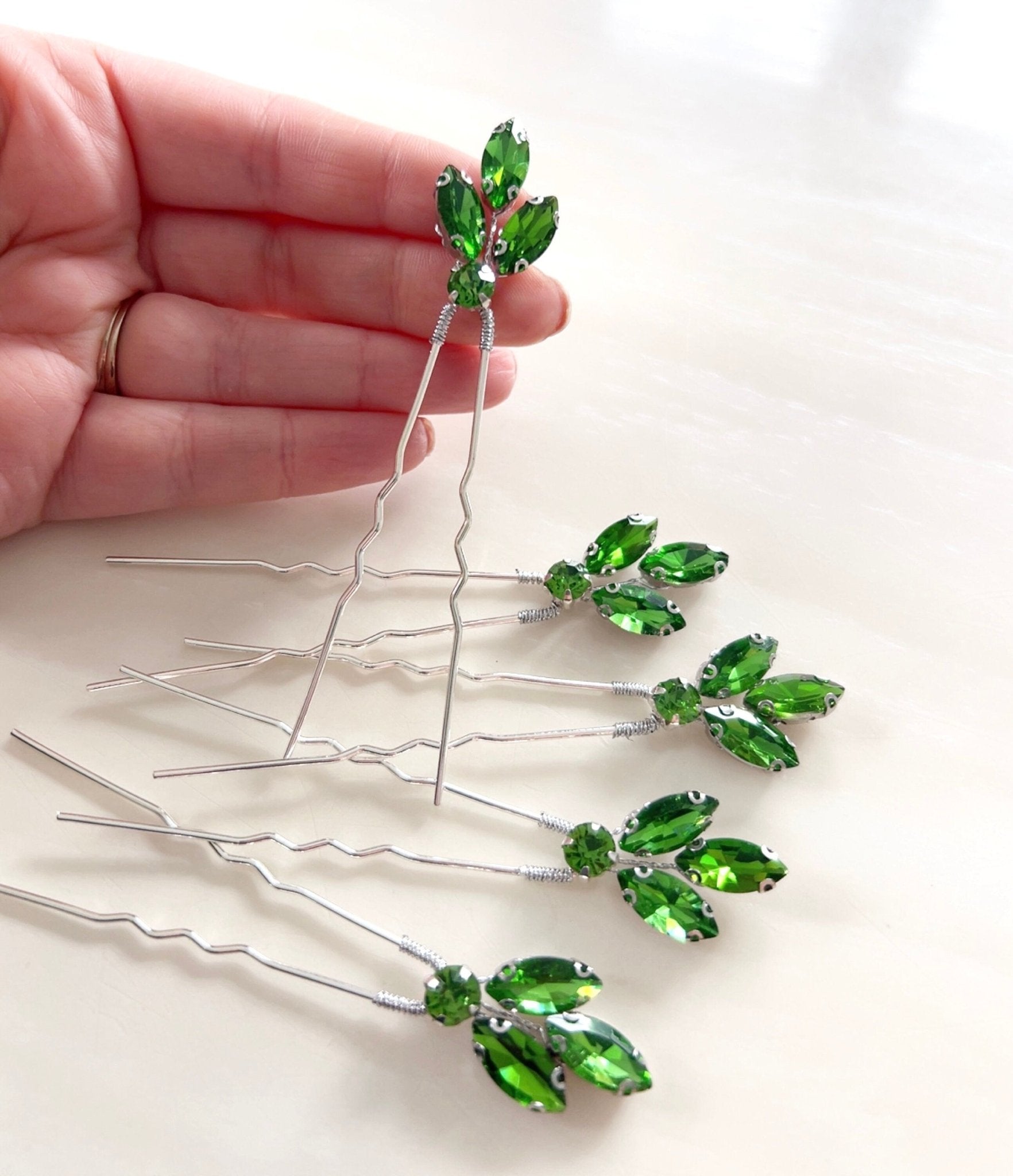 Peridot green crystal hair pins - Petal & Pearl