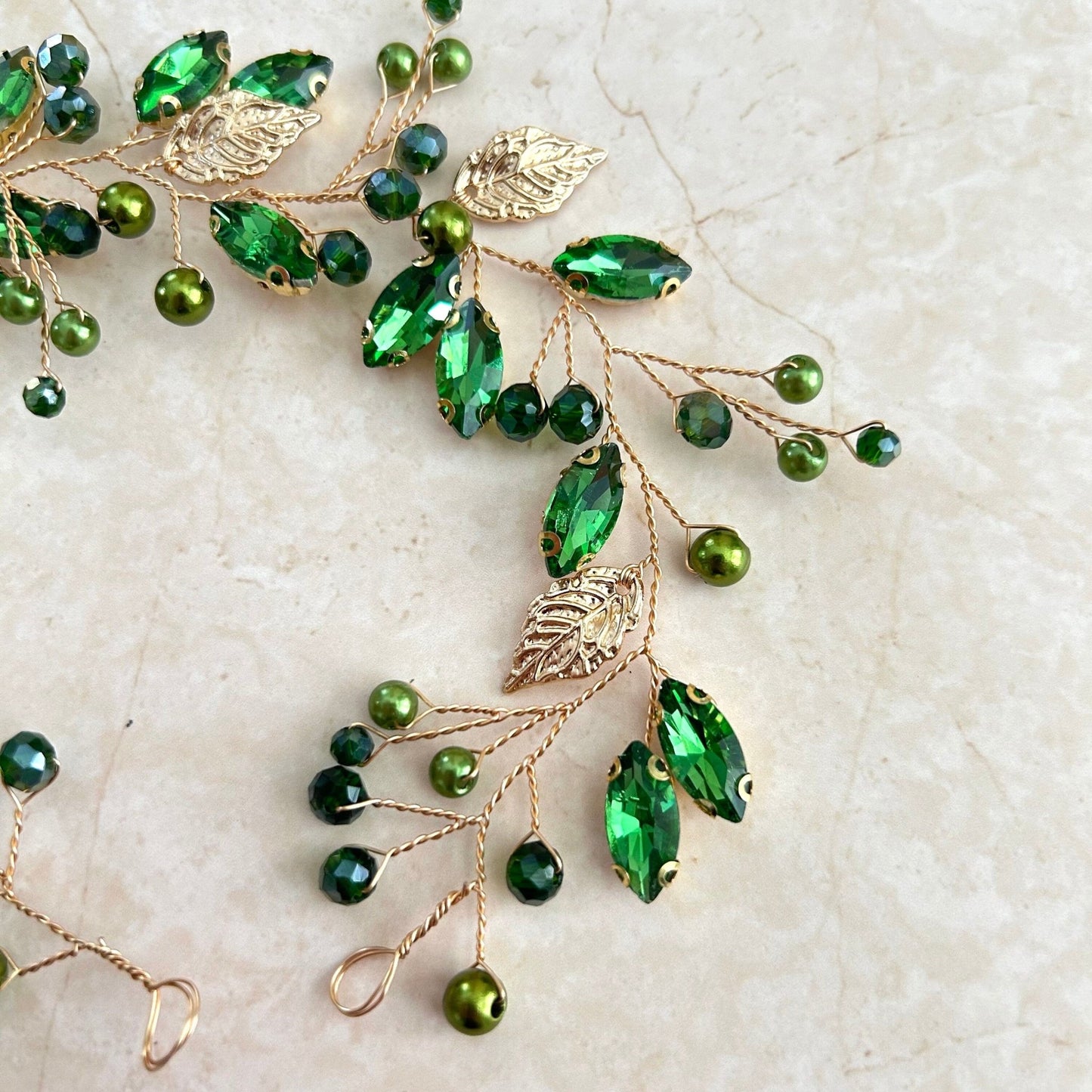 Peridot green crystal hair vine - Petal & Pearl