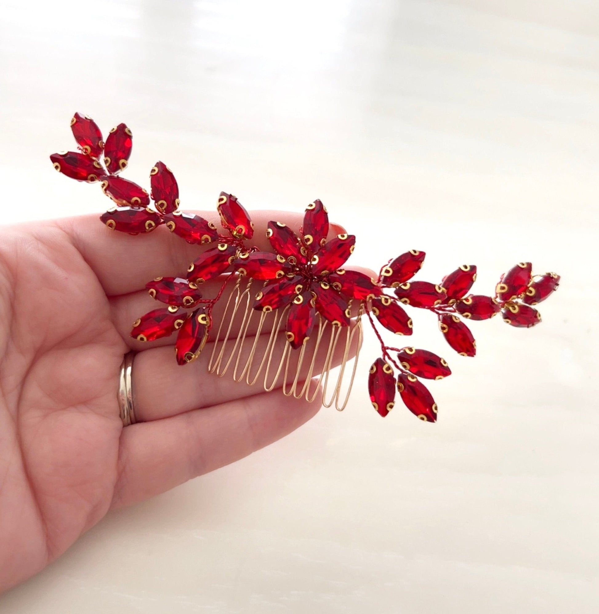 Red crystal decorative hair comb - Petal & Pearl