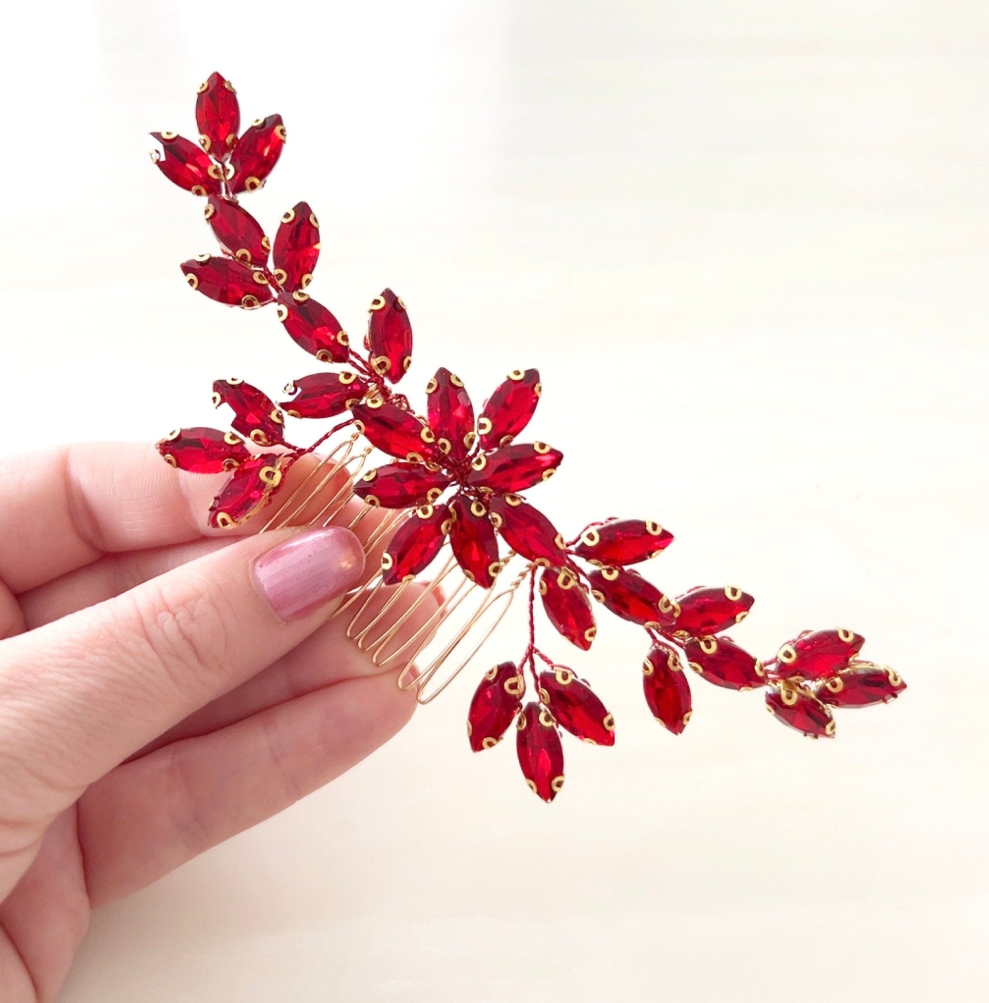 Red crystal decorative hair comb - Petal & Pearl