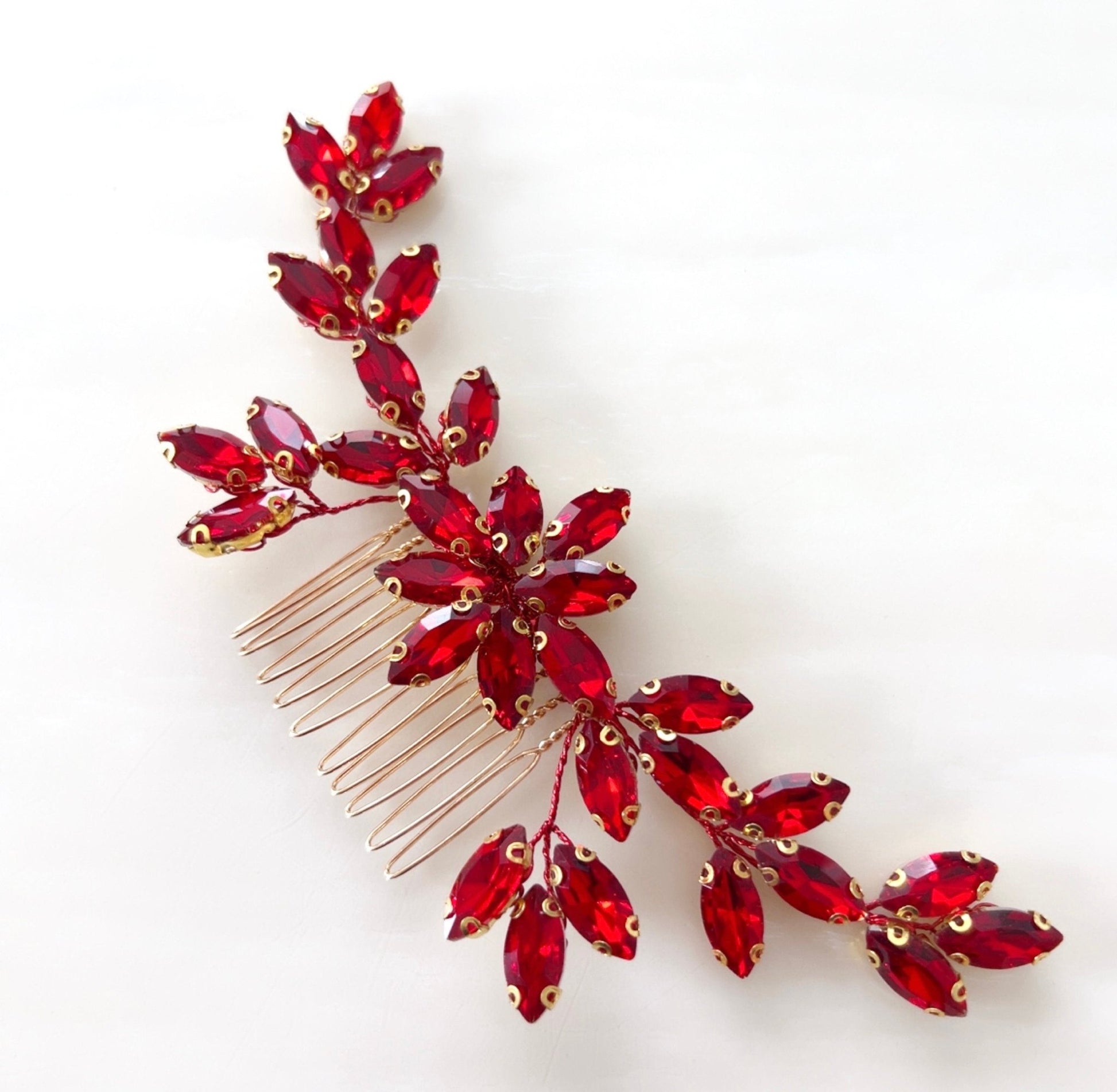 Red crystal decorative hair comb - Petal & Pearl