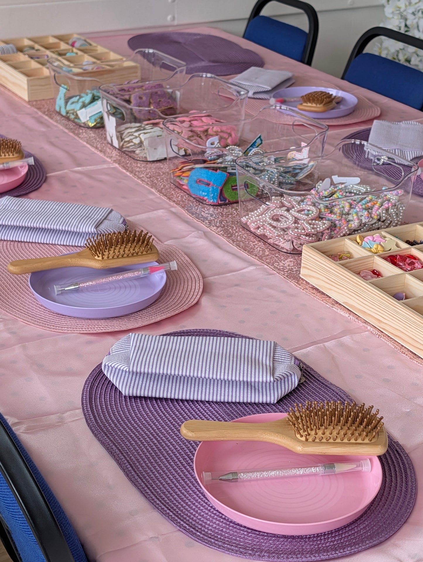 Bedazzle Bar