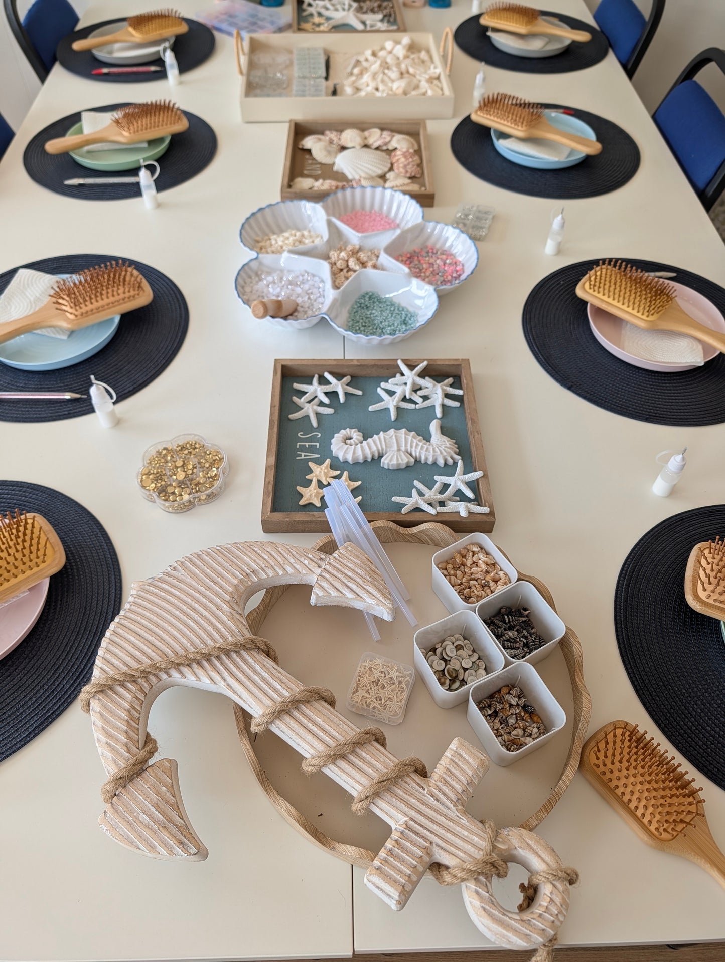 Decorative Hairbrush Workshop