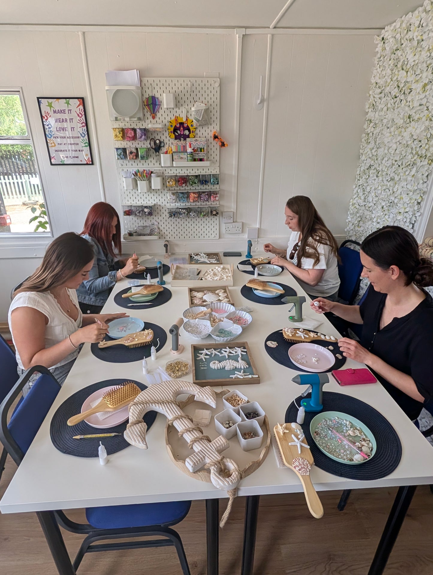 Decorative Hairbrush Workshop