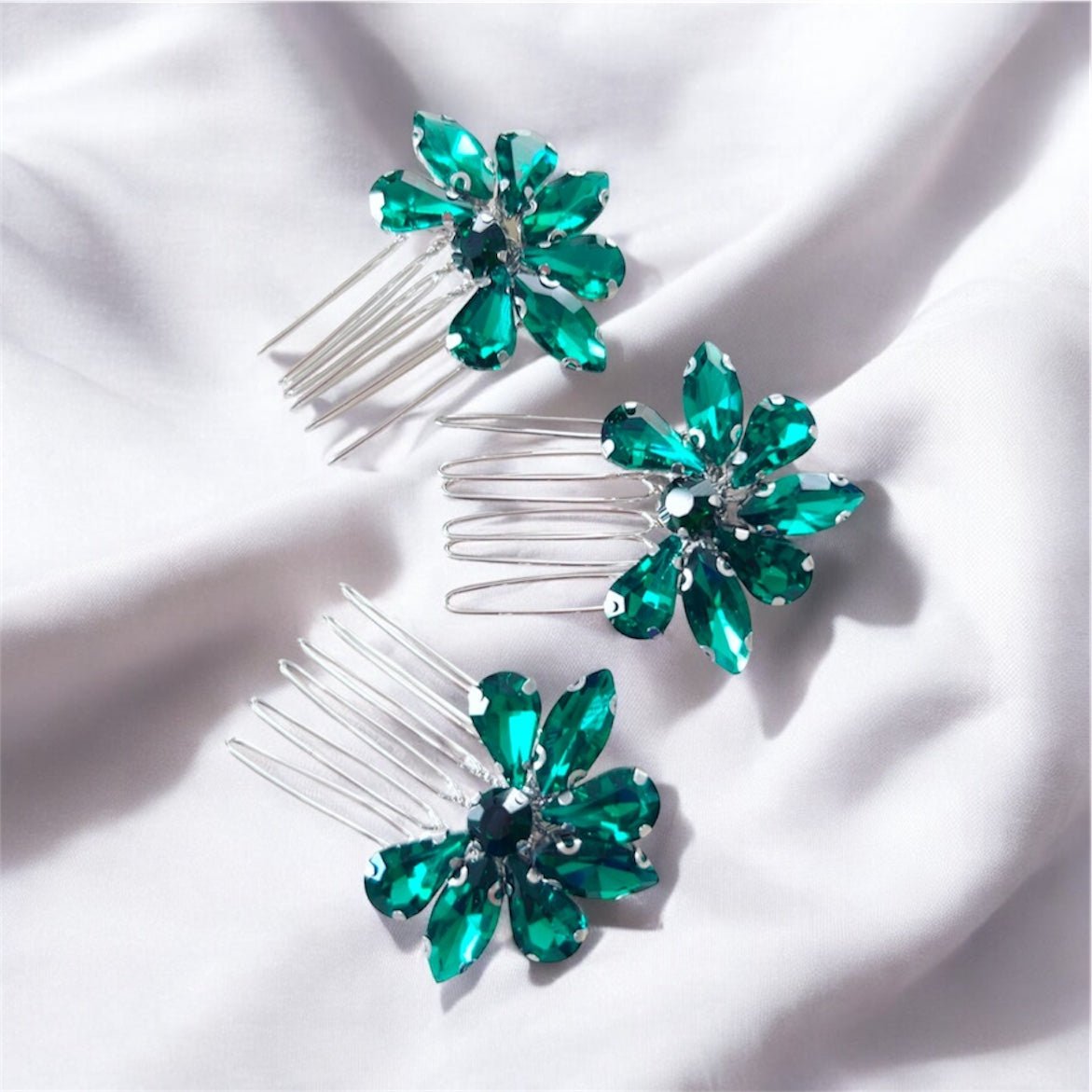 Set of three emerald green crystal hair combs - Petal & Pearl