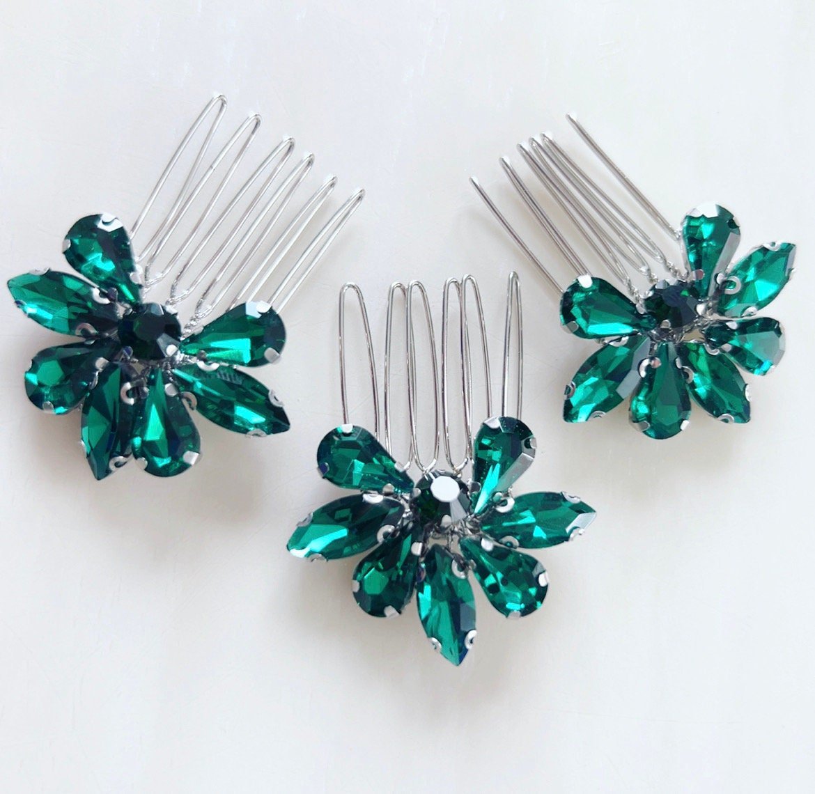 Set of three emerald green crystal hair combs - Petal & Pearl