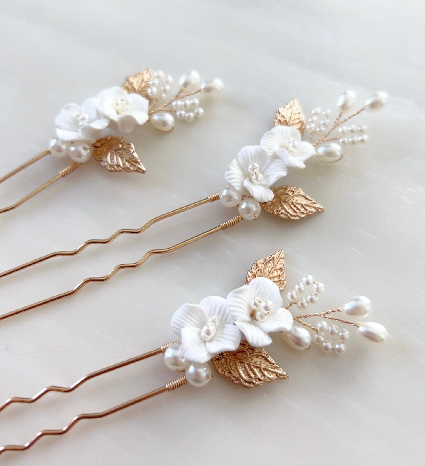 Set of three white flower hair pins - Petal & Pearl