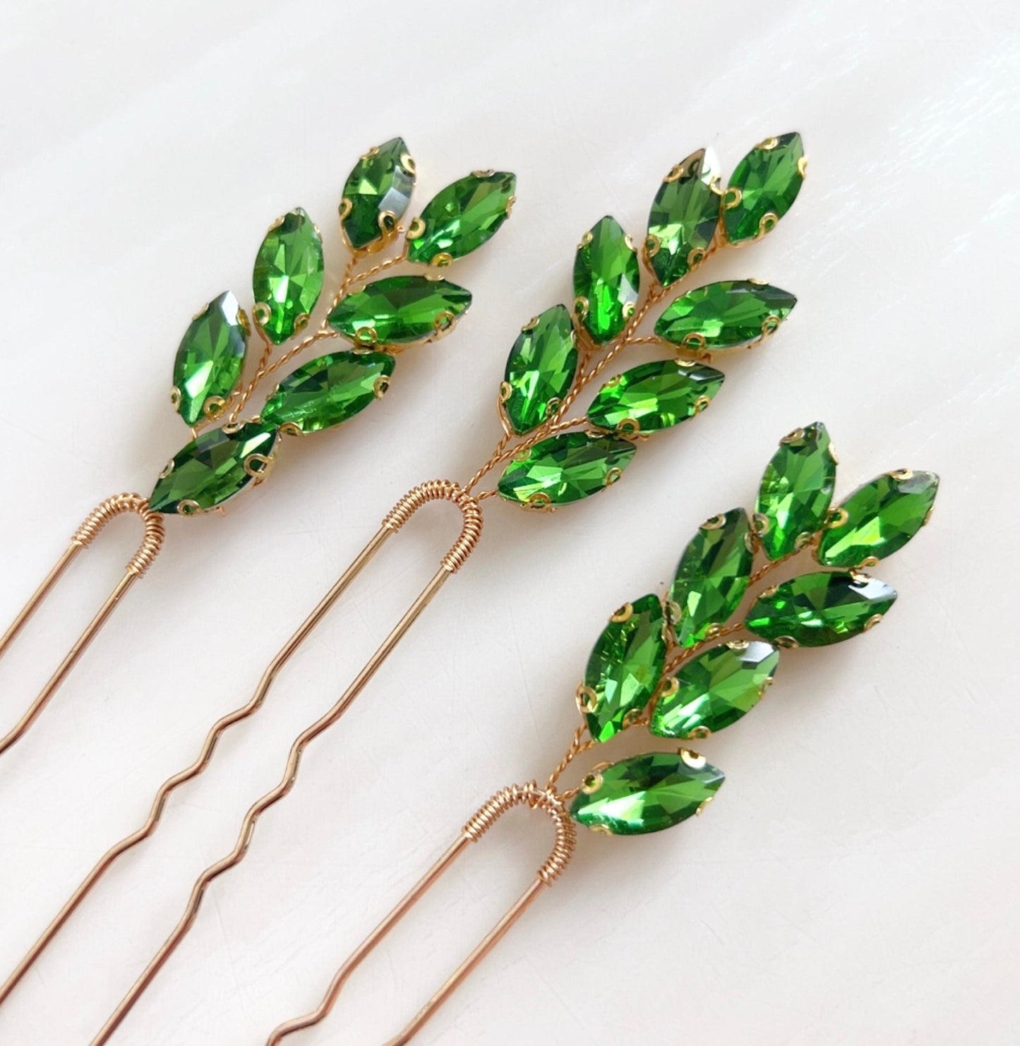 Vibrant green crystal hair pins - Petal & Pearl