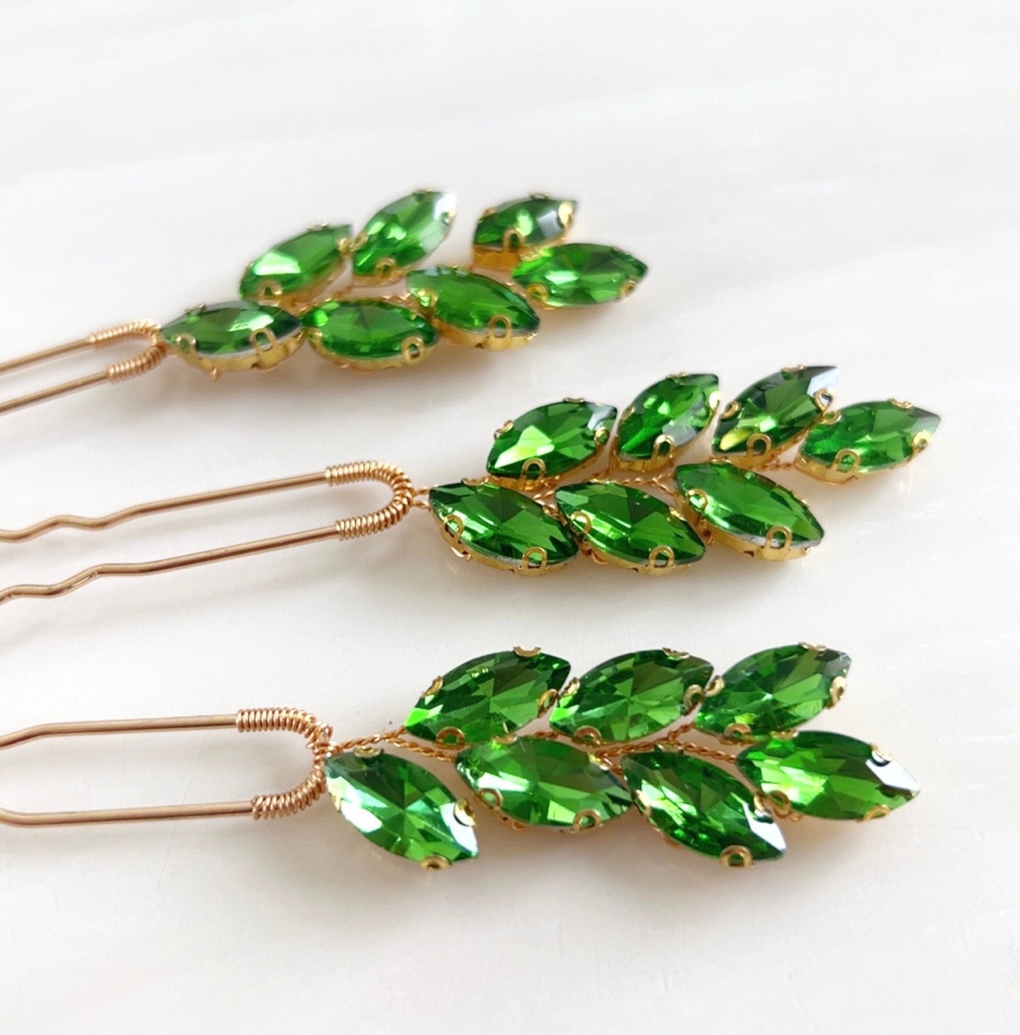 Vibrant green crystal hair pins - Petal & Pearl