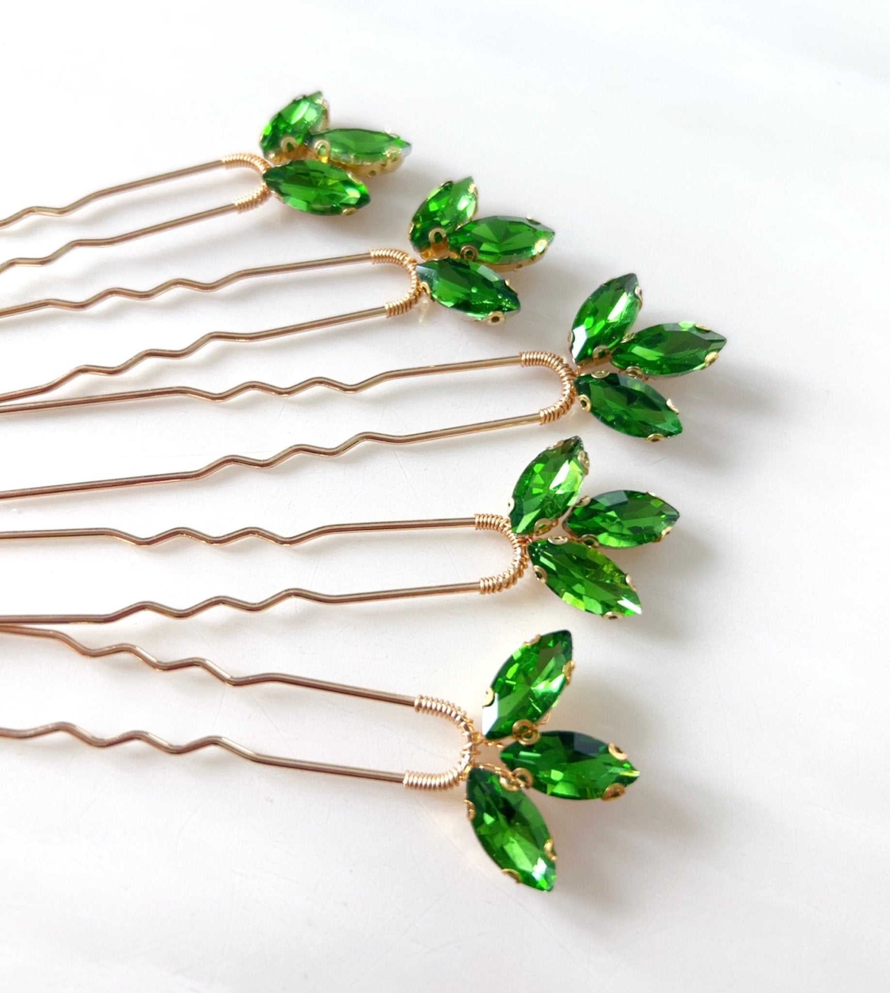 Vibrant green hair pins - Petal & Pearl